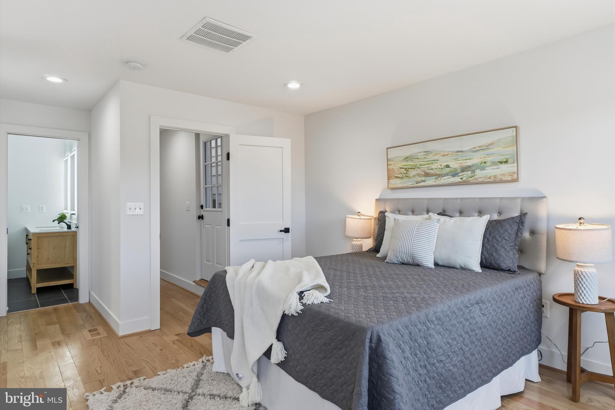 HAMPDEN HISTORIC DISTRICT - Residential