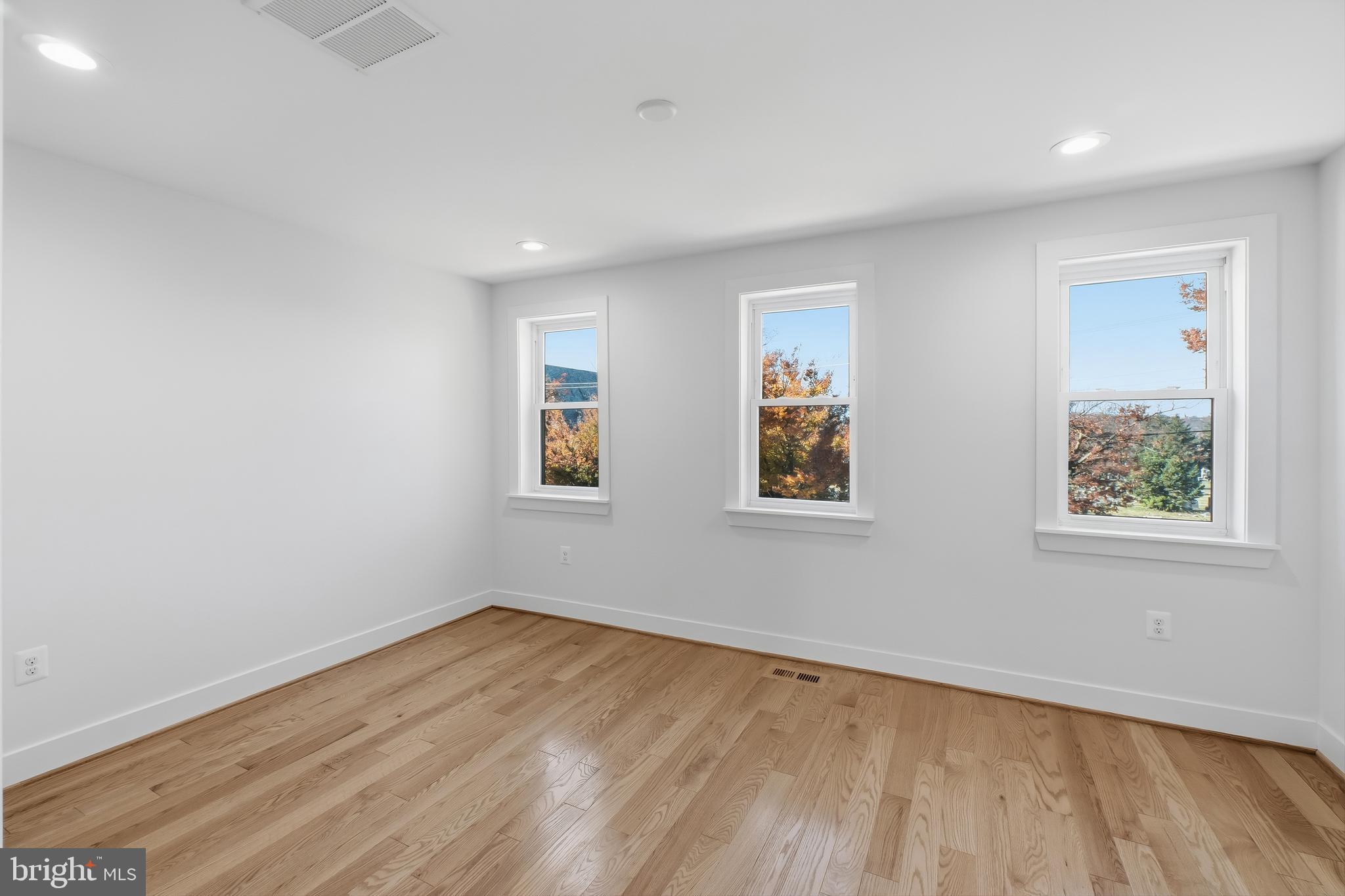 HAMPDEN HISTORIC DISTRICT - Residential