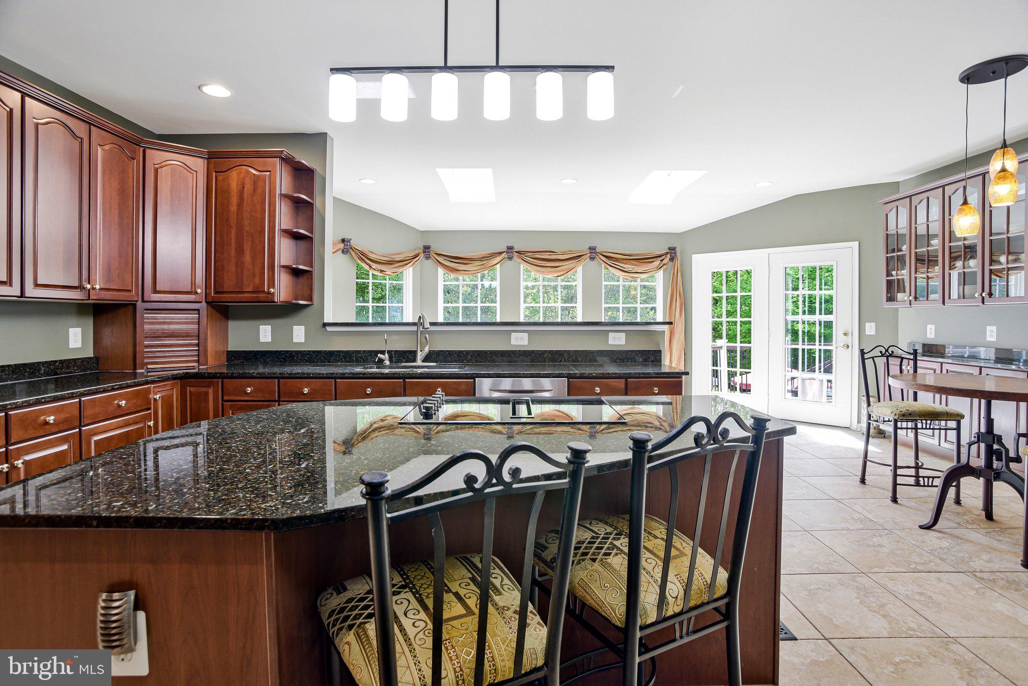 LONGMEADE SUB - Residential