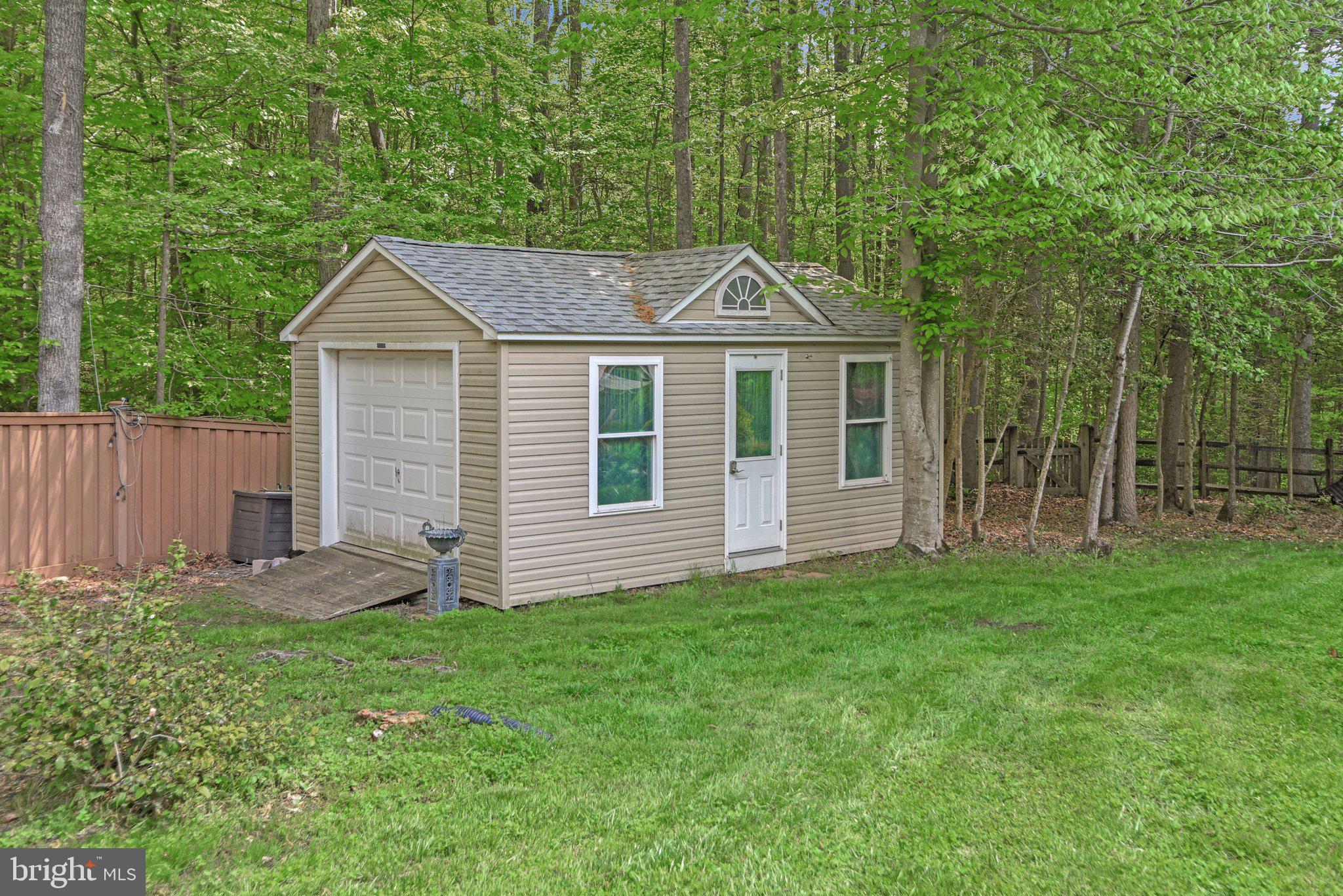 LONGMEADE SUB - Residential