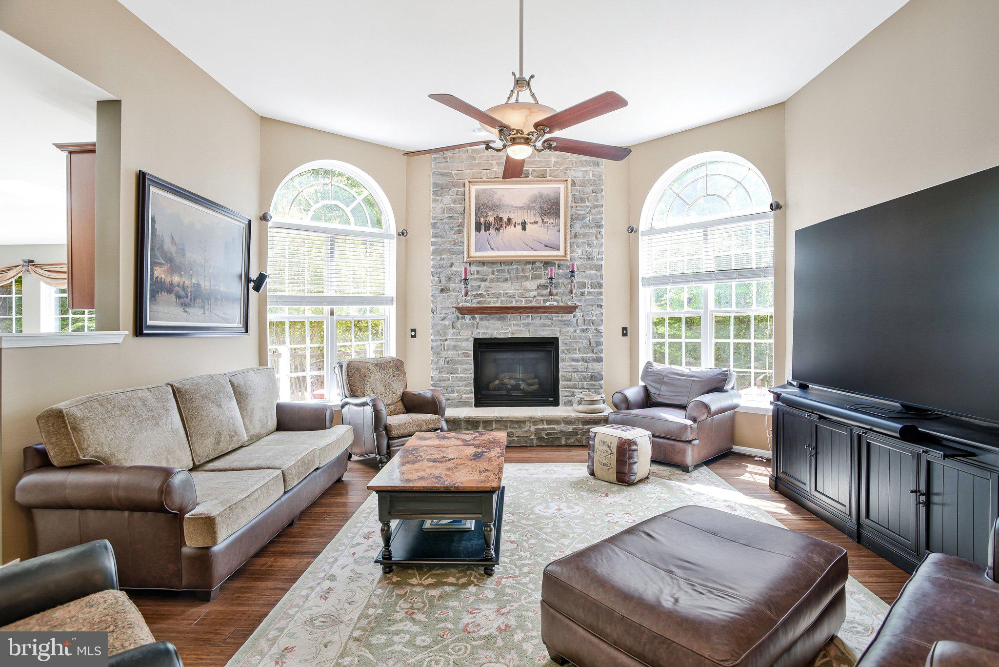 LONGMEADE SUB - Residential