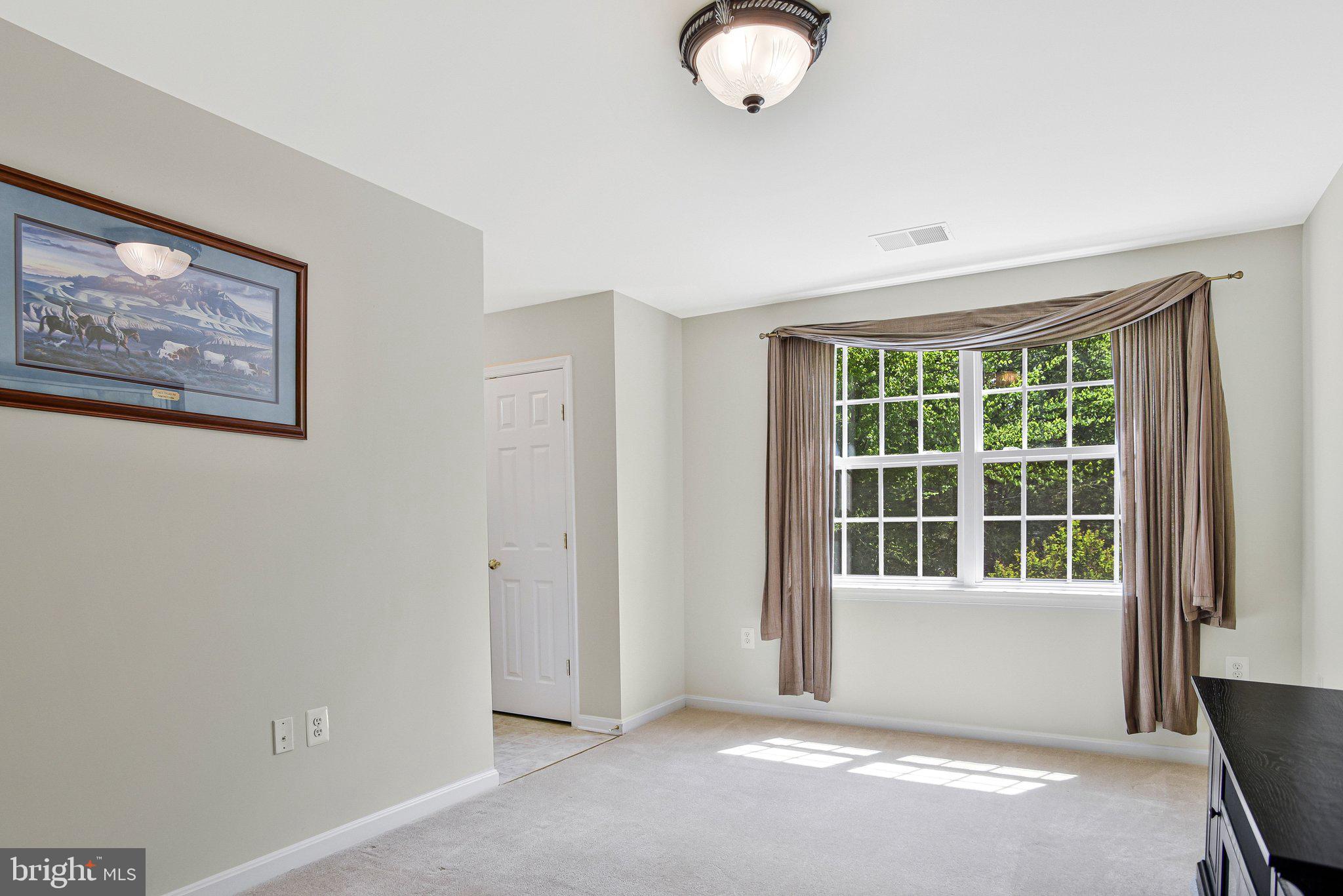 LONGMEADE SUB - Residential