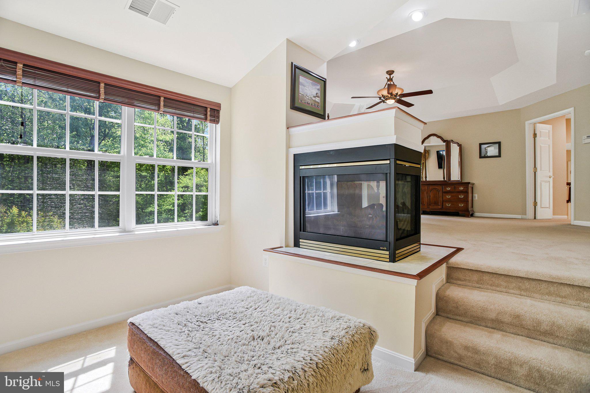 LONGMEADE SUB - Residential