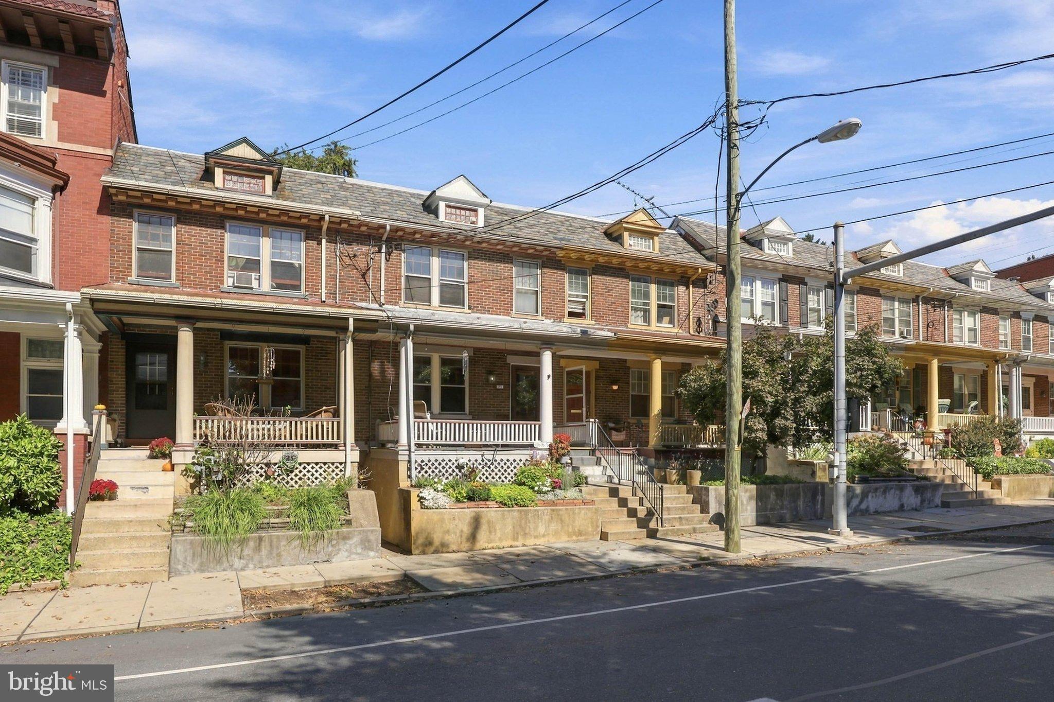 561 W WALNUT STREET