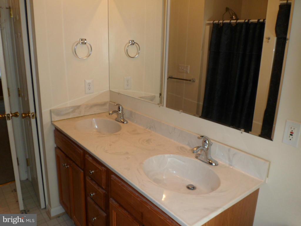 WILLOW WOODS - Residential