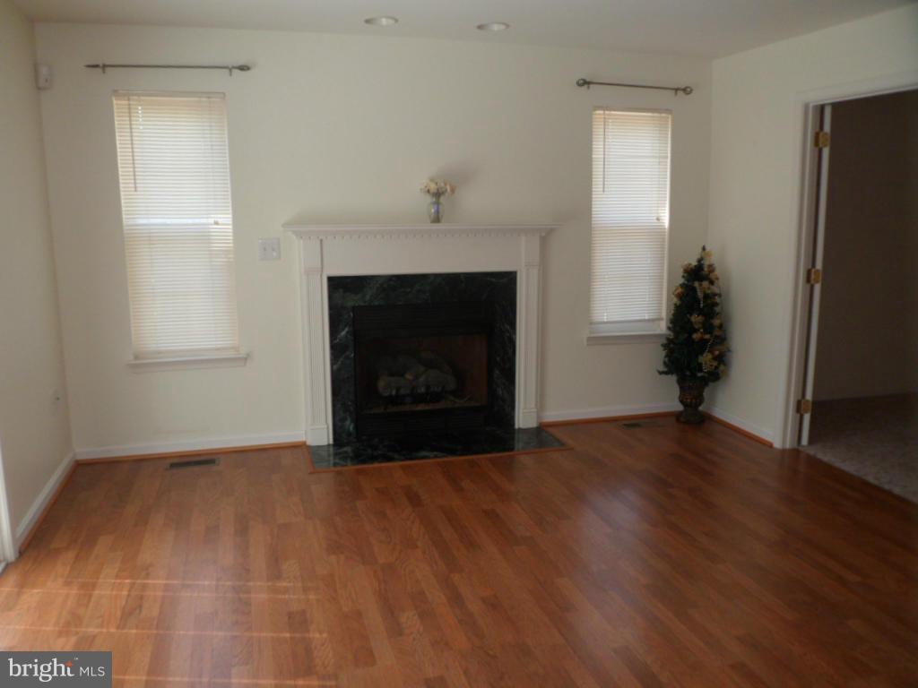 WILLOW WOODS - Residential