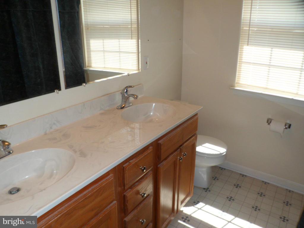 WILLOW WOODS - Residential