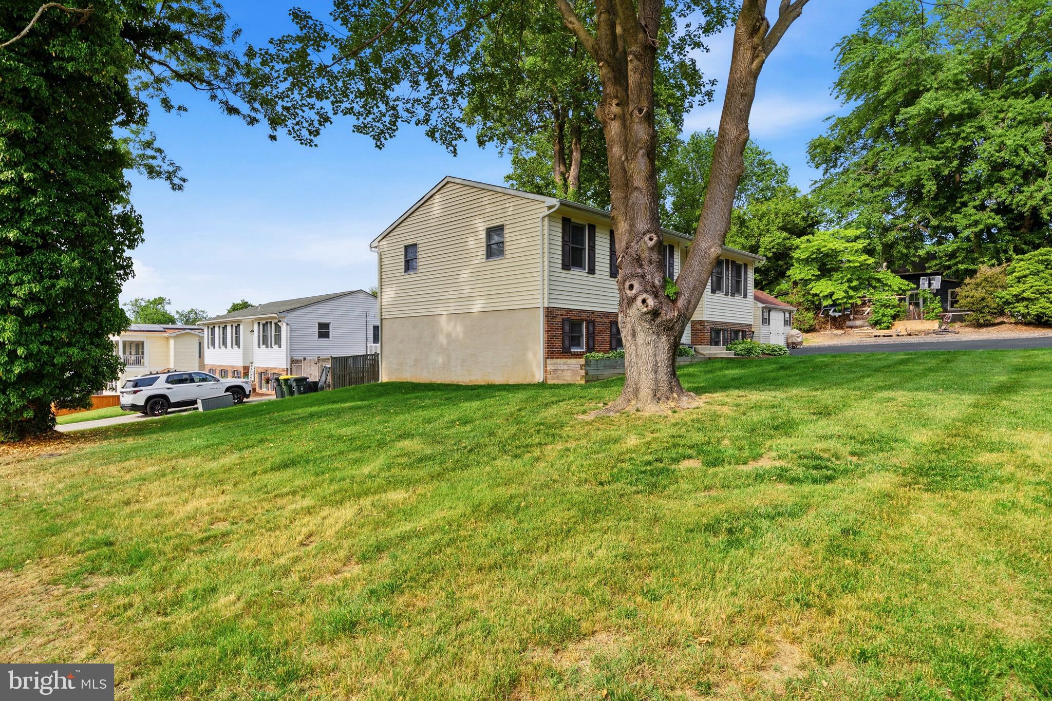 NORTH CHESAPEAKE BEACH - Residential