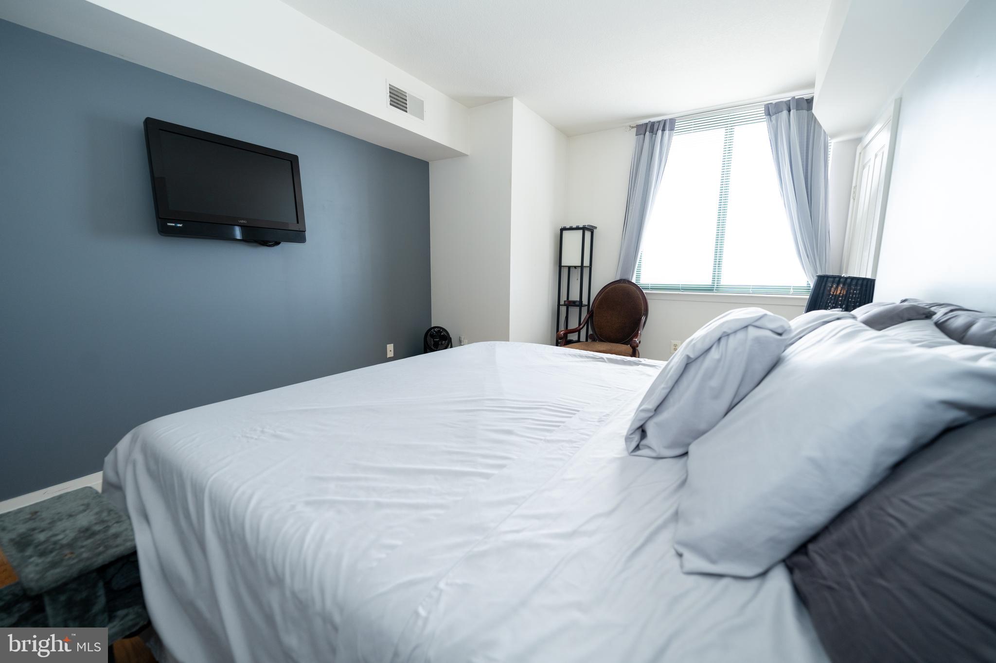 INNER HARBOR - Residential Lease