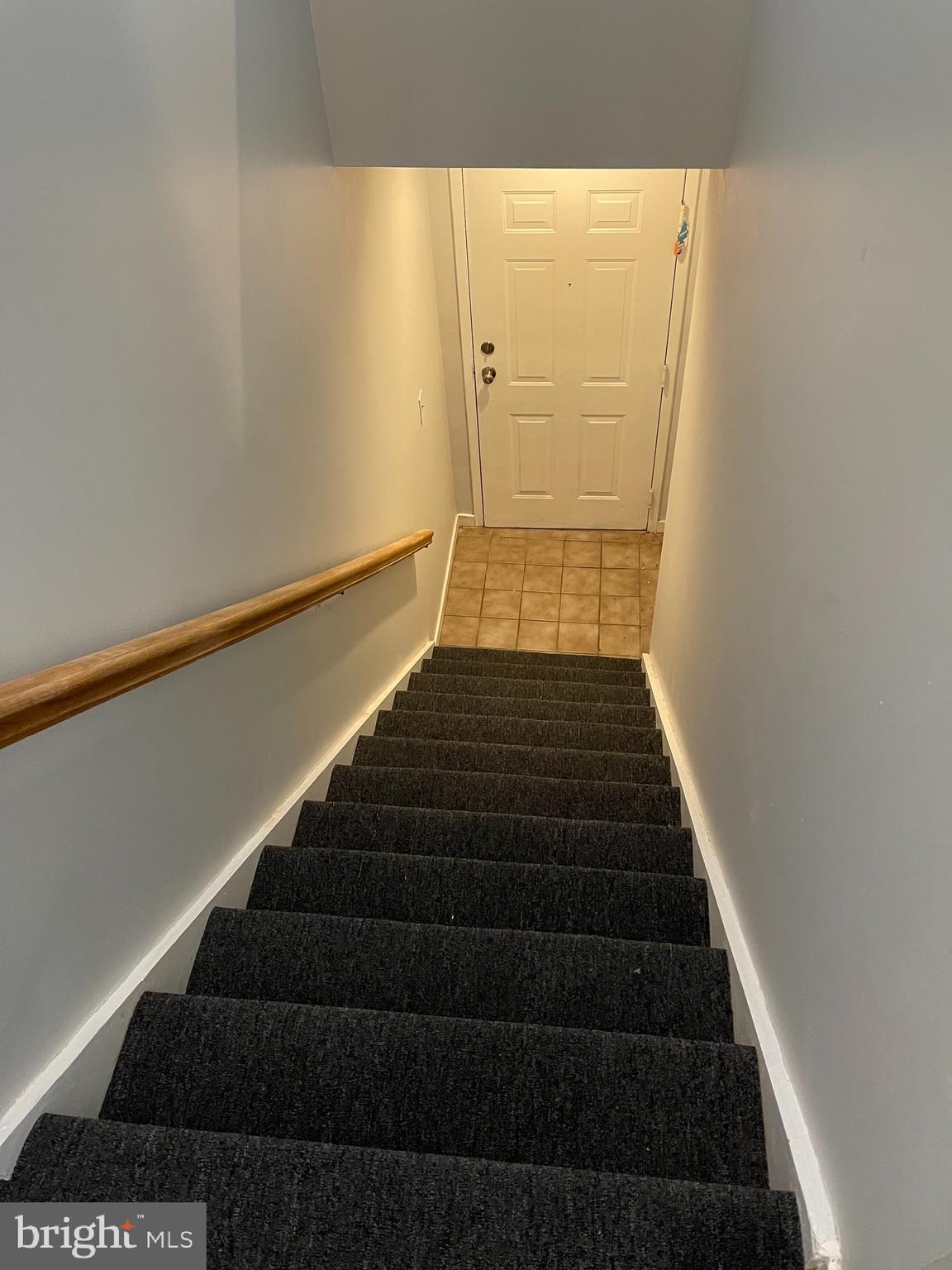 BEDFORD COMMONS - Residential Lease