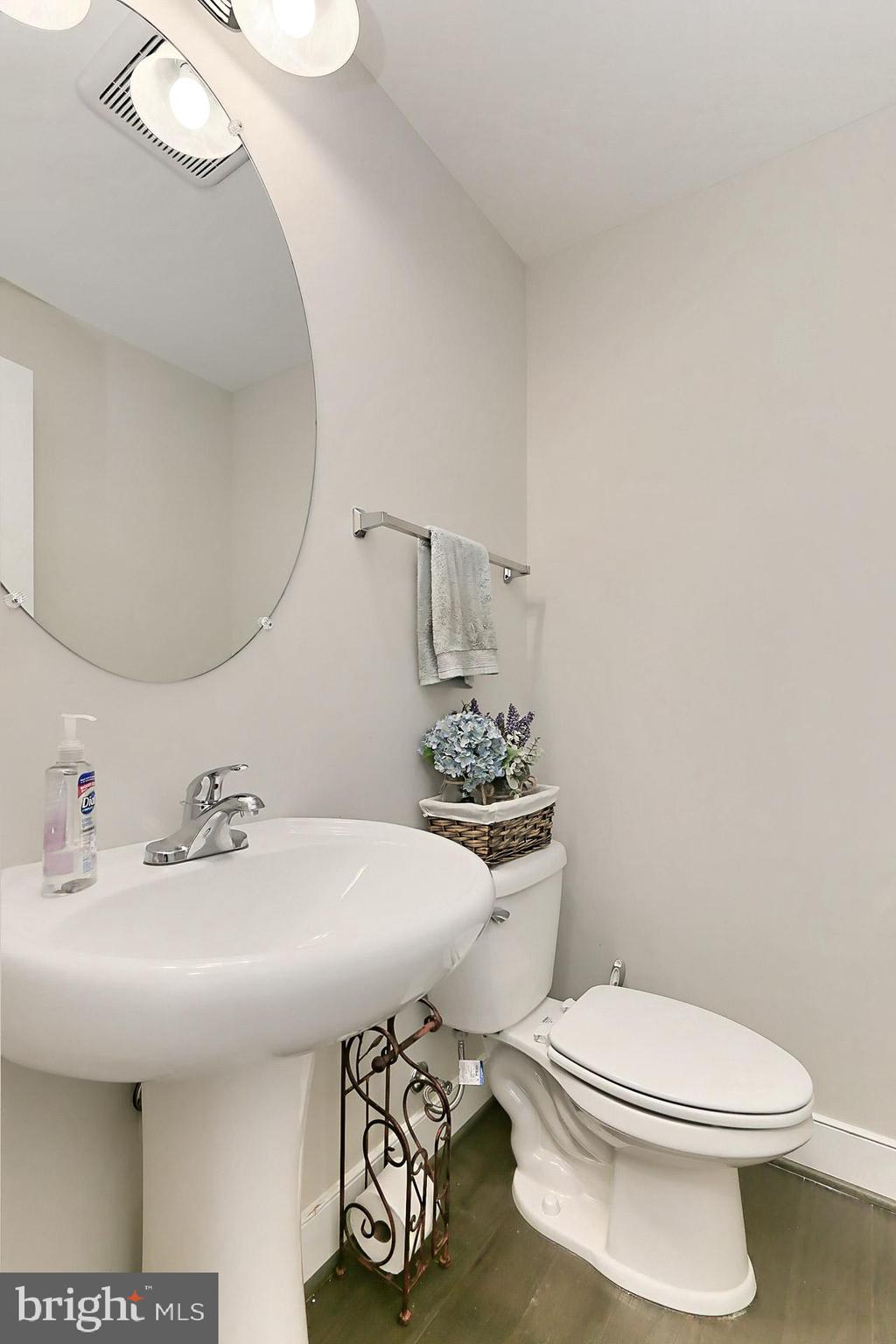 MAYFAIR - Residential