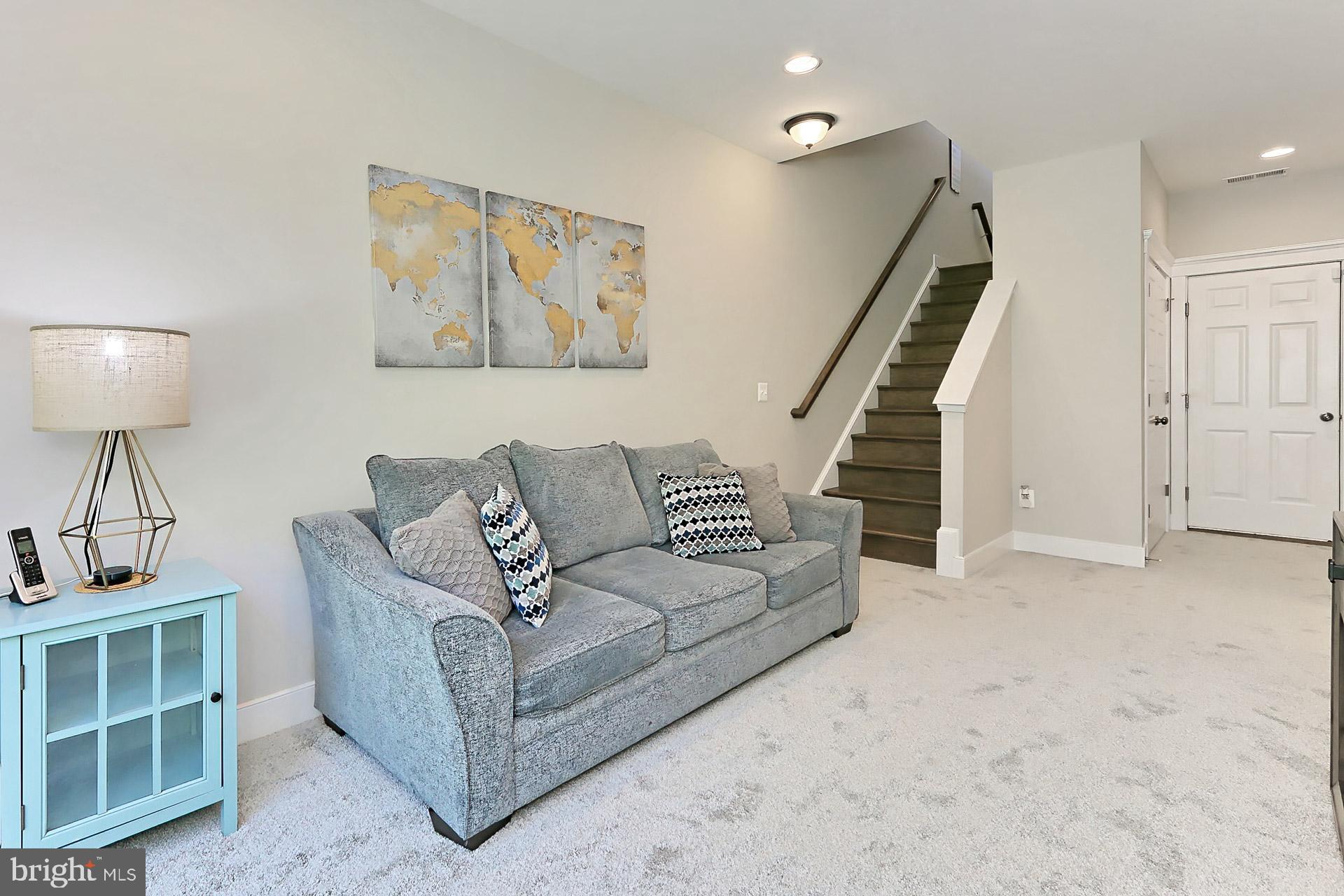 MAYFAIR - Residential