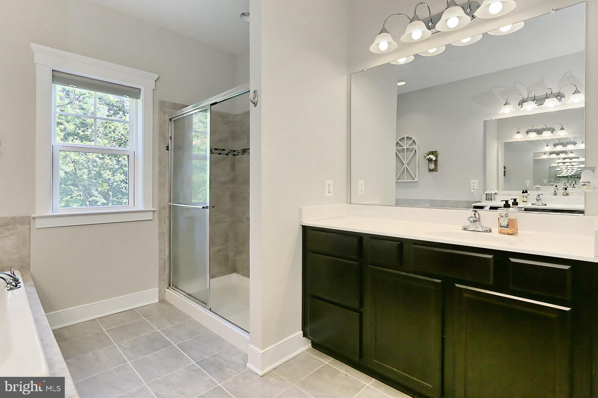 MAYFAIR - Residential