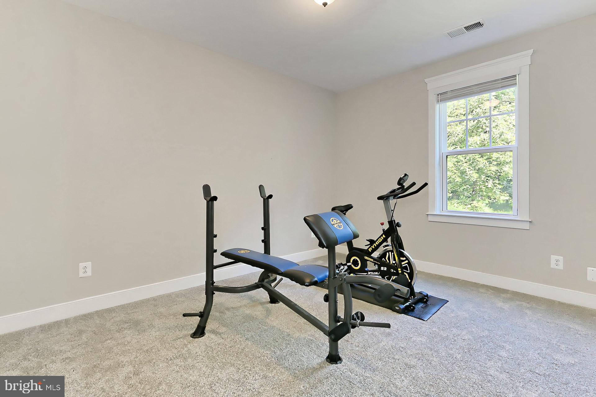 MAYFAIR - Residential