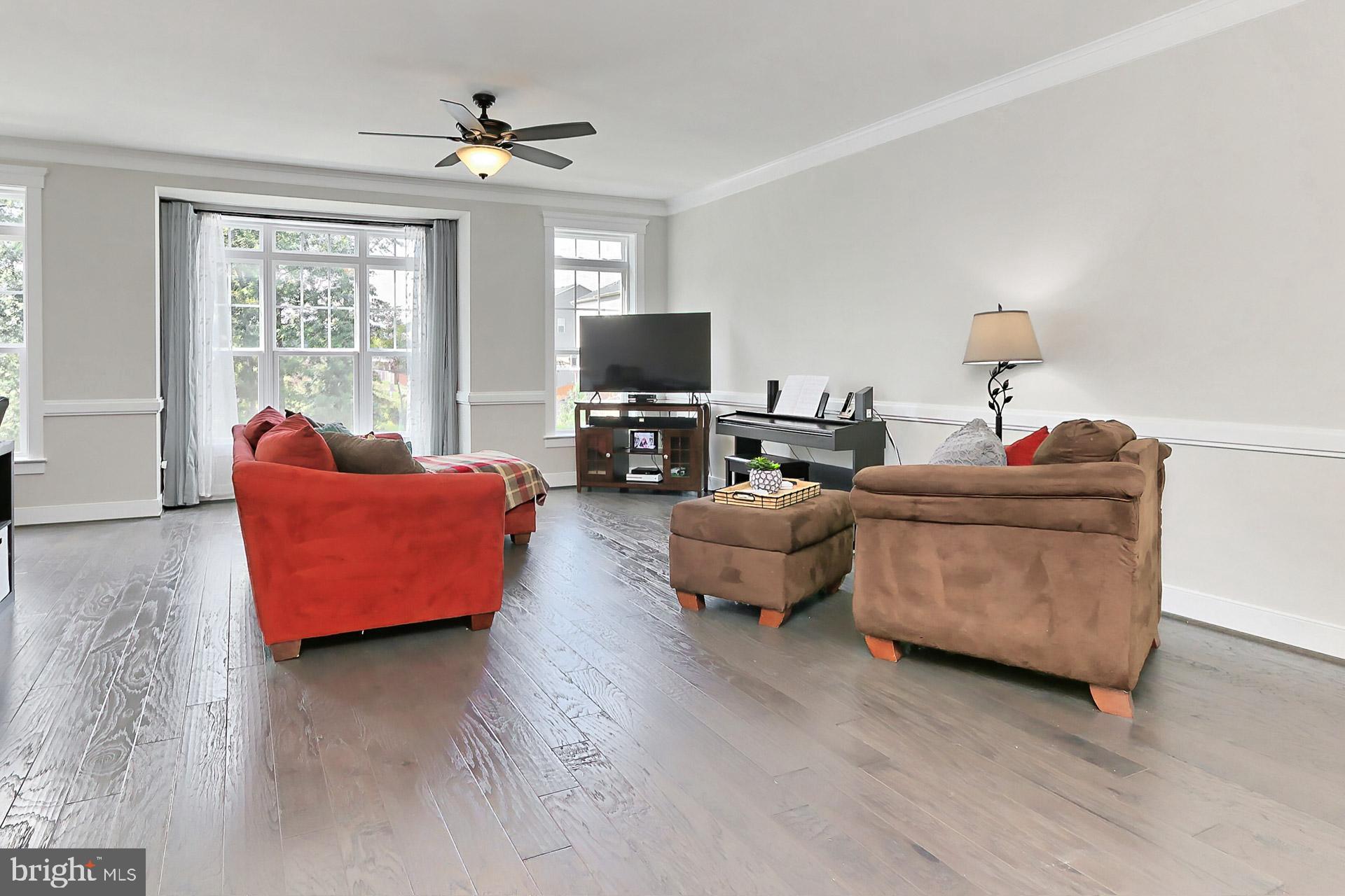 MAYFAIR - Residential