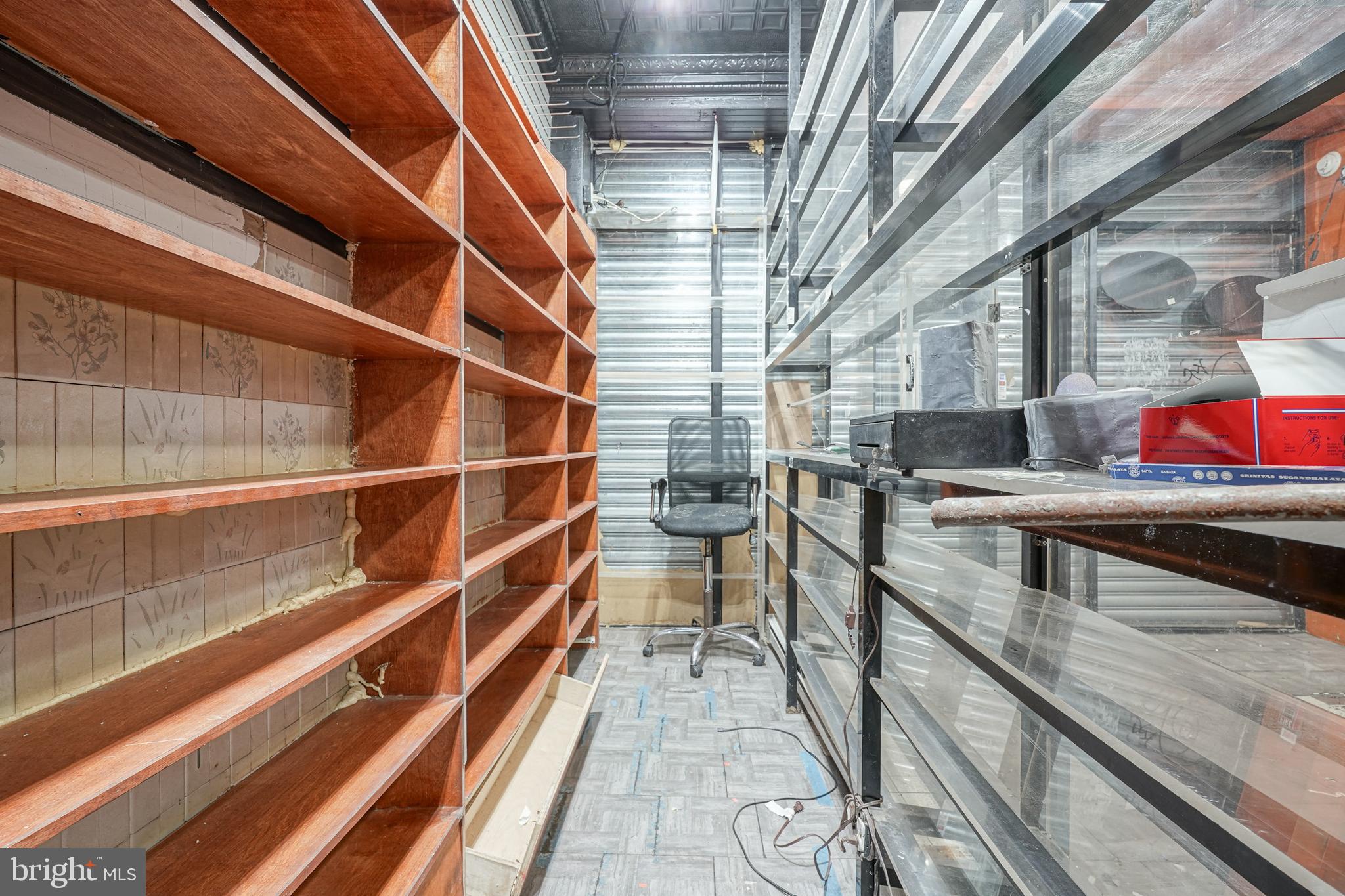 HARROWGATE - Commercial Sale