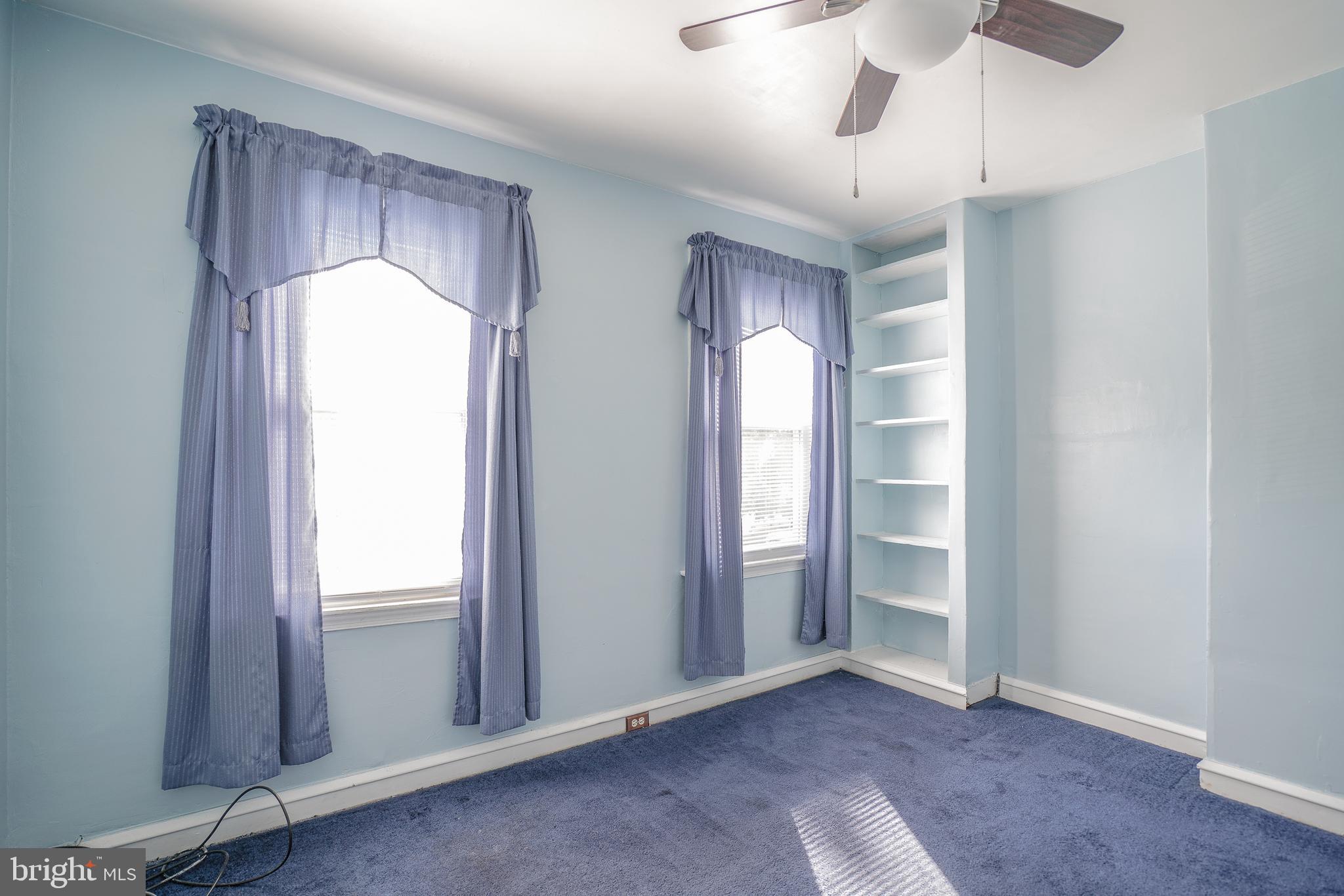 BRIDESBURG - Residential