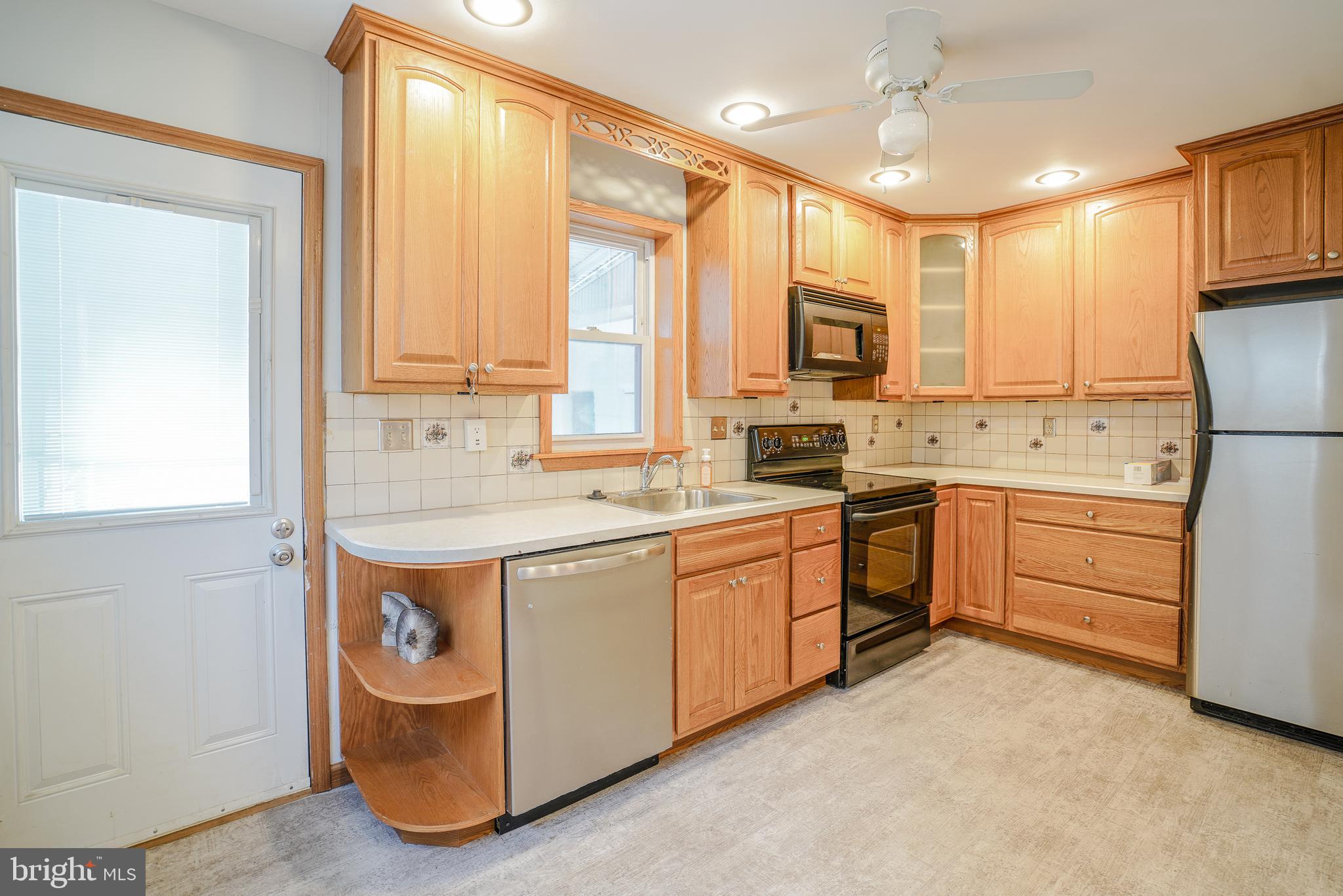 BRIDESBURG - Residential