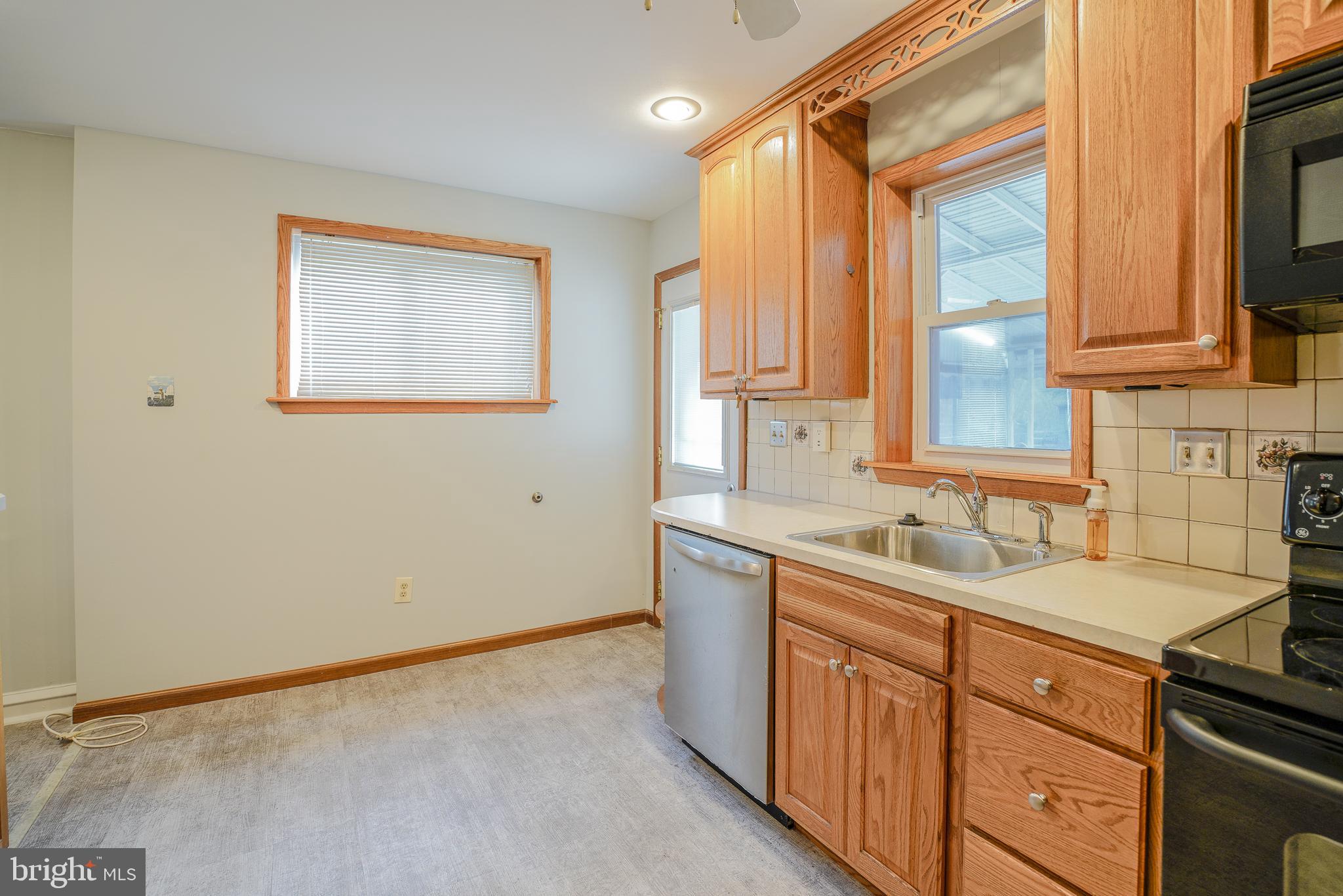 BRIDESBURG - Residential