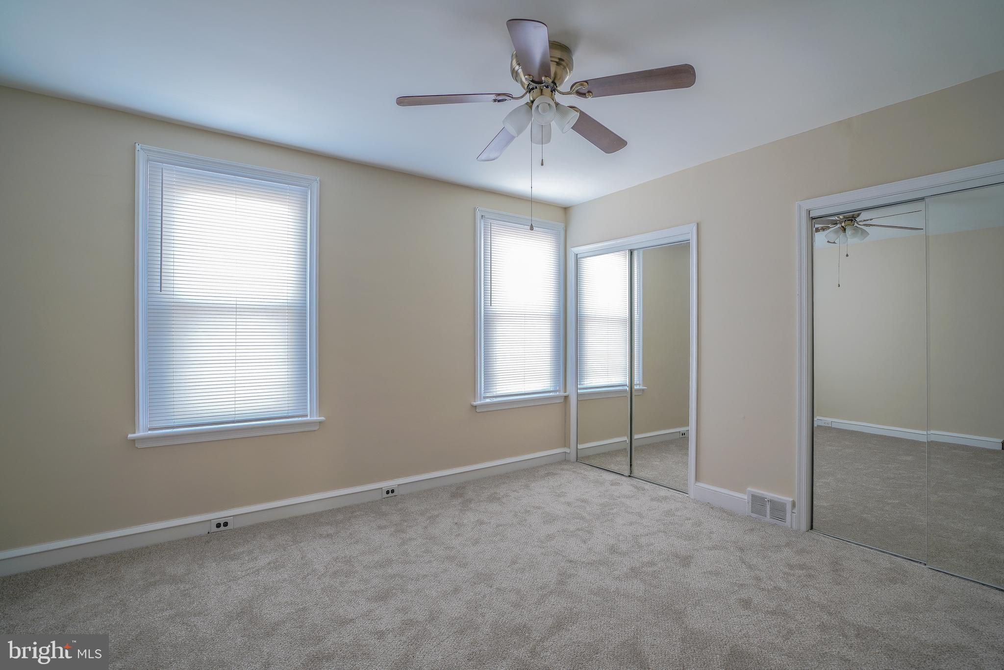 BRIDESBURG - Residential