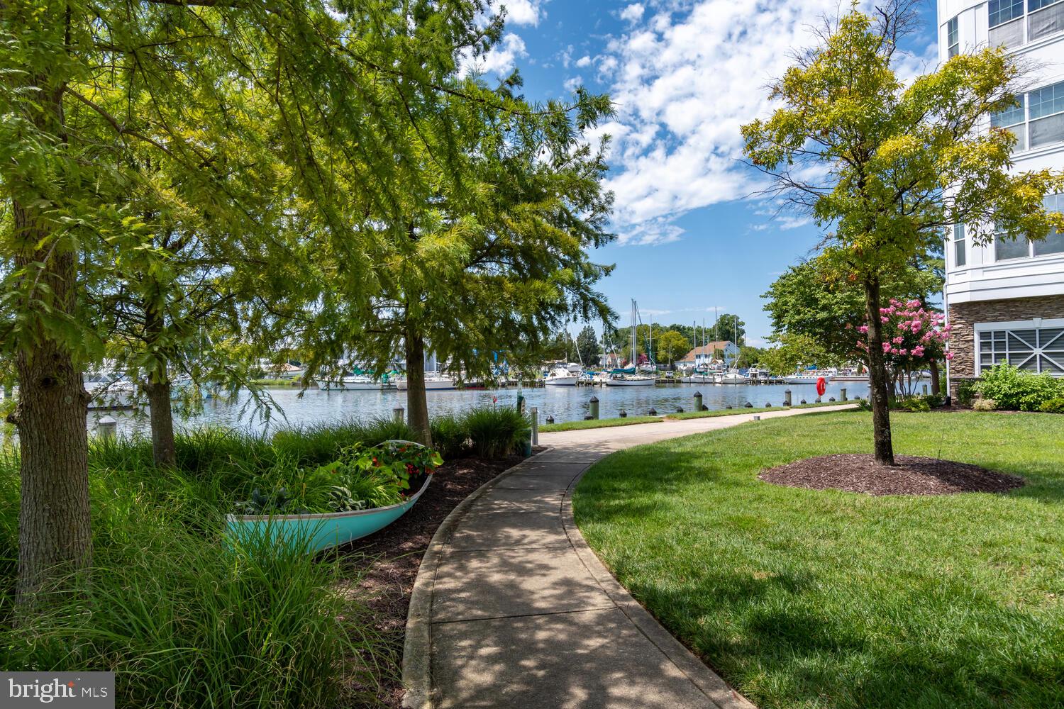 DEEP HARBOR - Residential