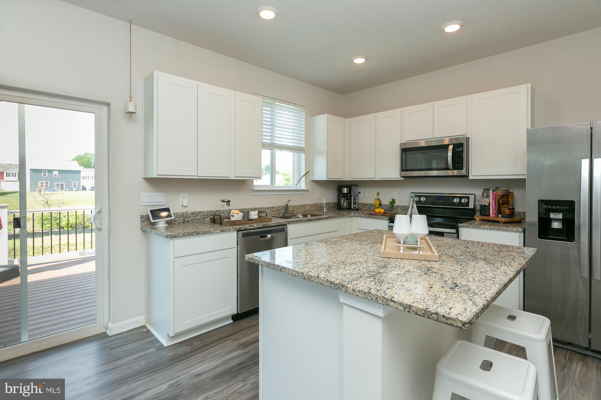 MAGNOLIA SPRINGS - Residential