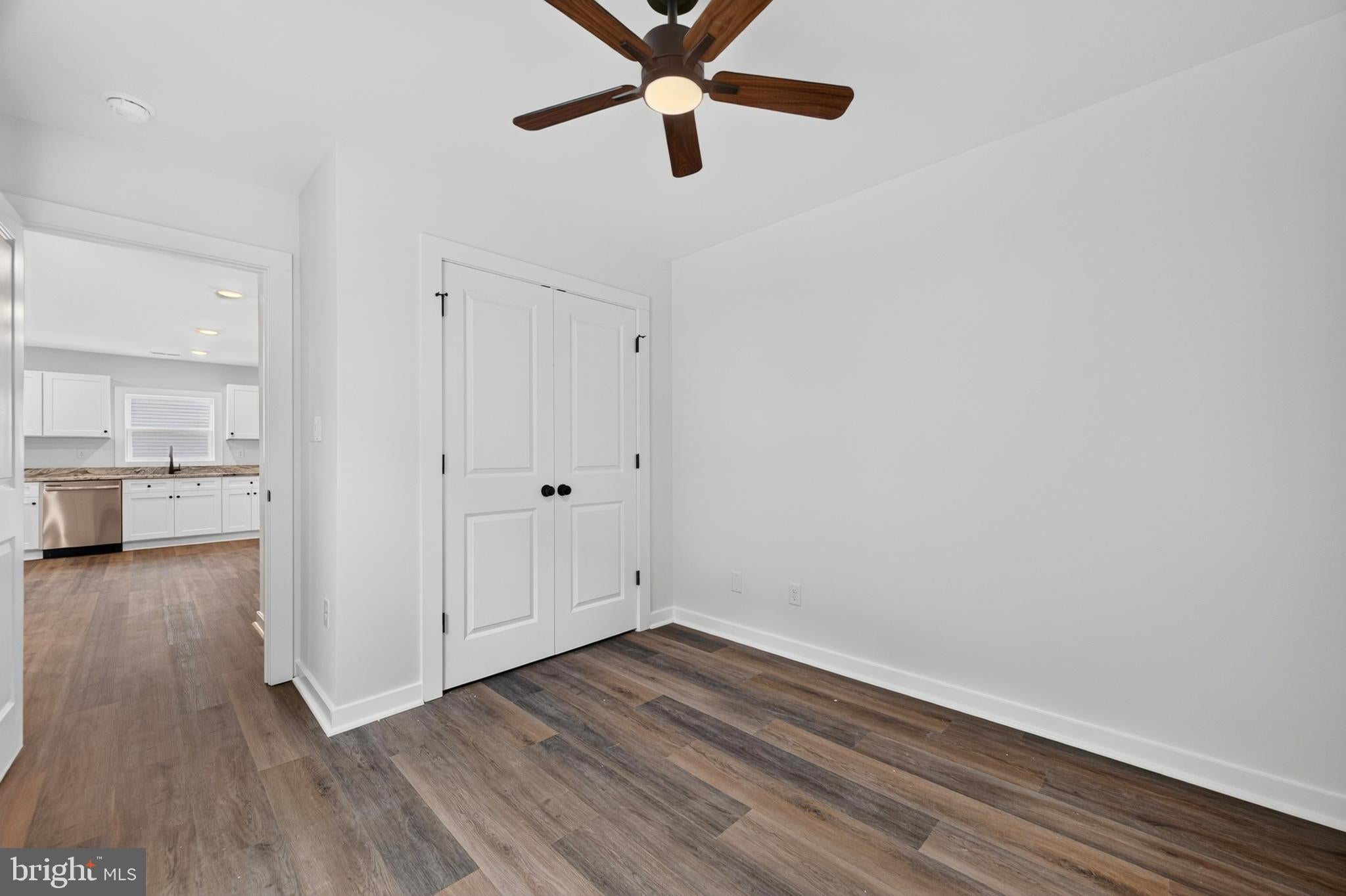 33A ET ANDREWS WAY