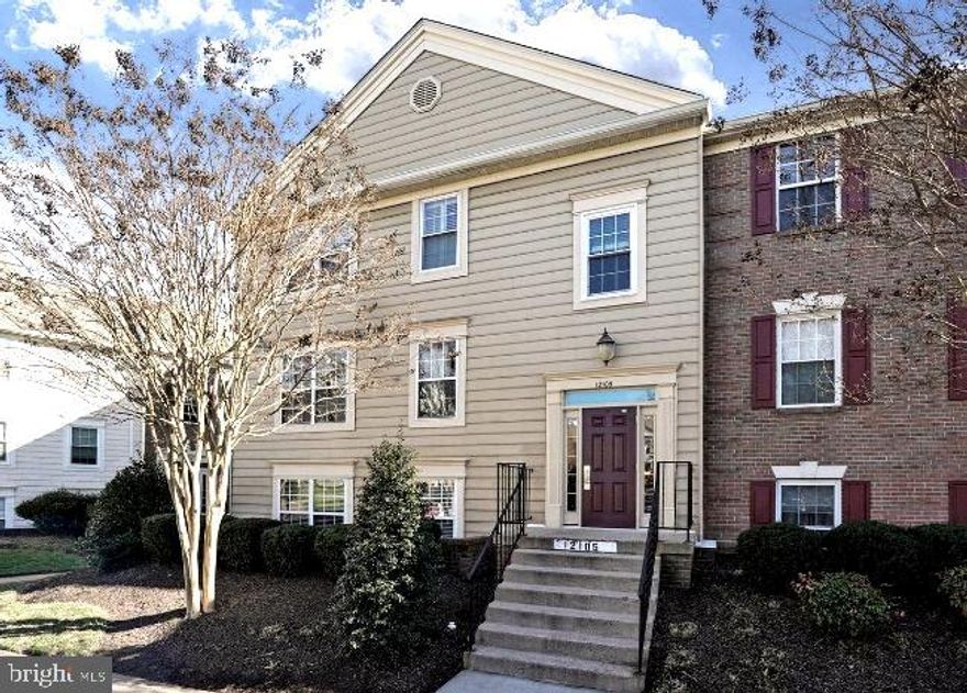 Nestled in the desirable Heights at Penderbrook, this charming two-bedroom , two-bath condo offers an elegant serene living experience.  With a sun room that bathes the space in natural light and gleaming hardwood floors throughout , this home invites you to experience the ease of one level living. Conveniently located near shopping, dining and more.