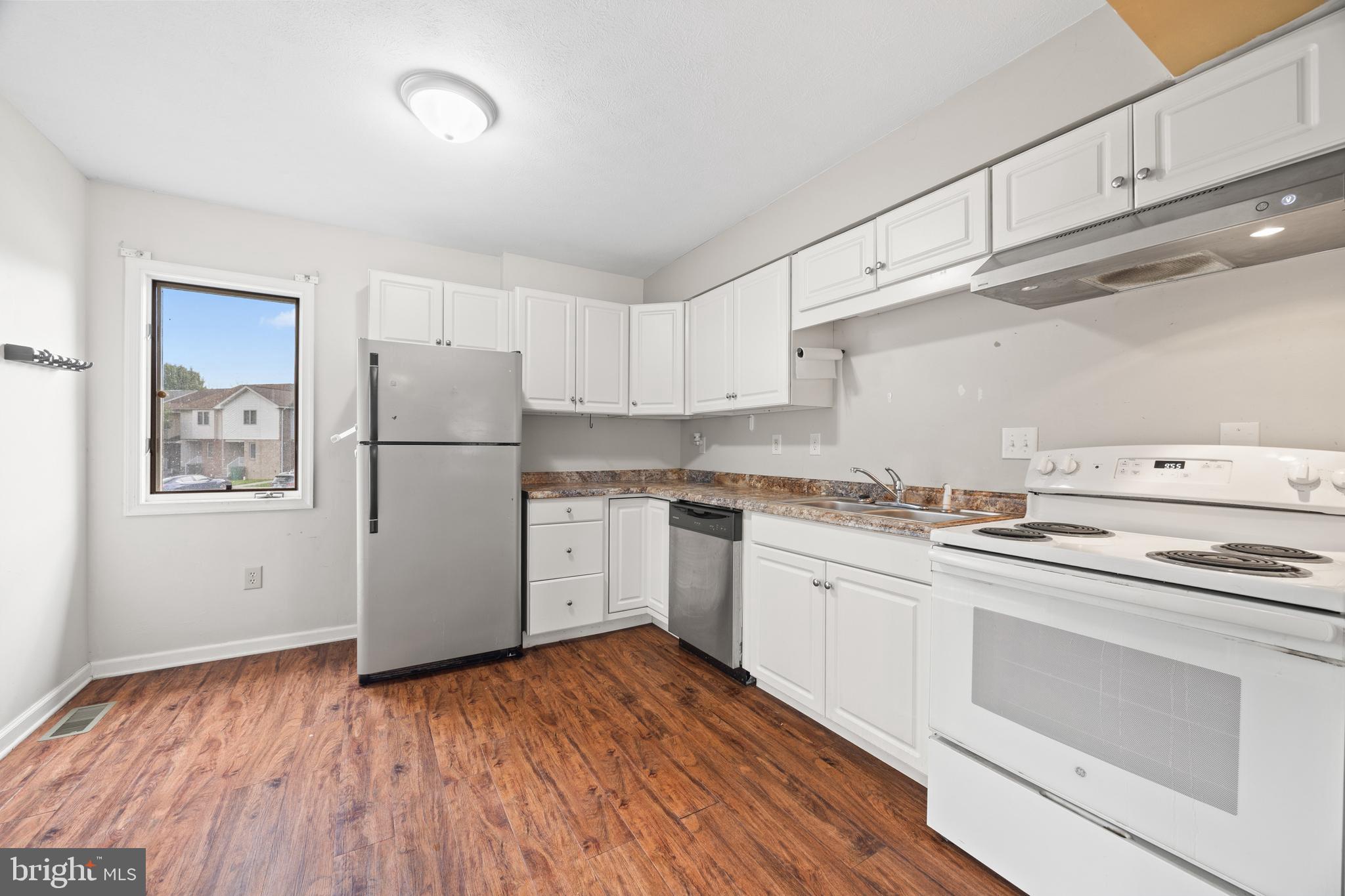 WALNUT RIDGE - Residential