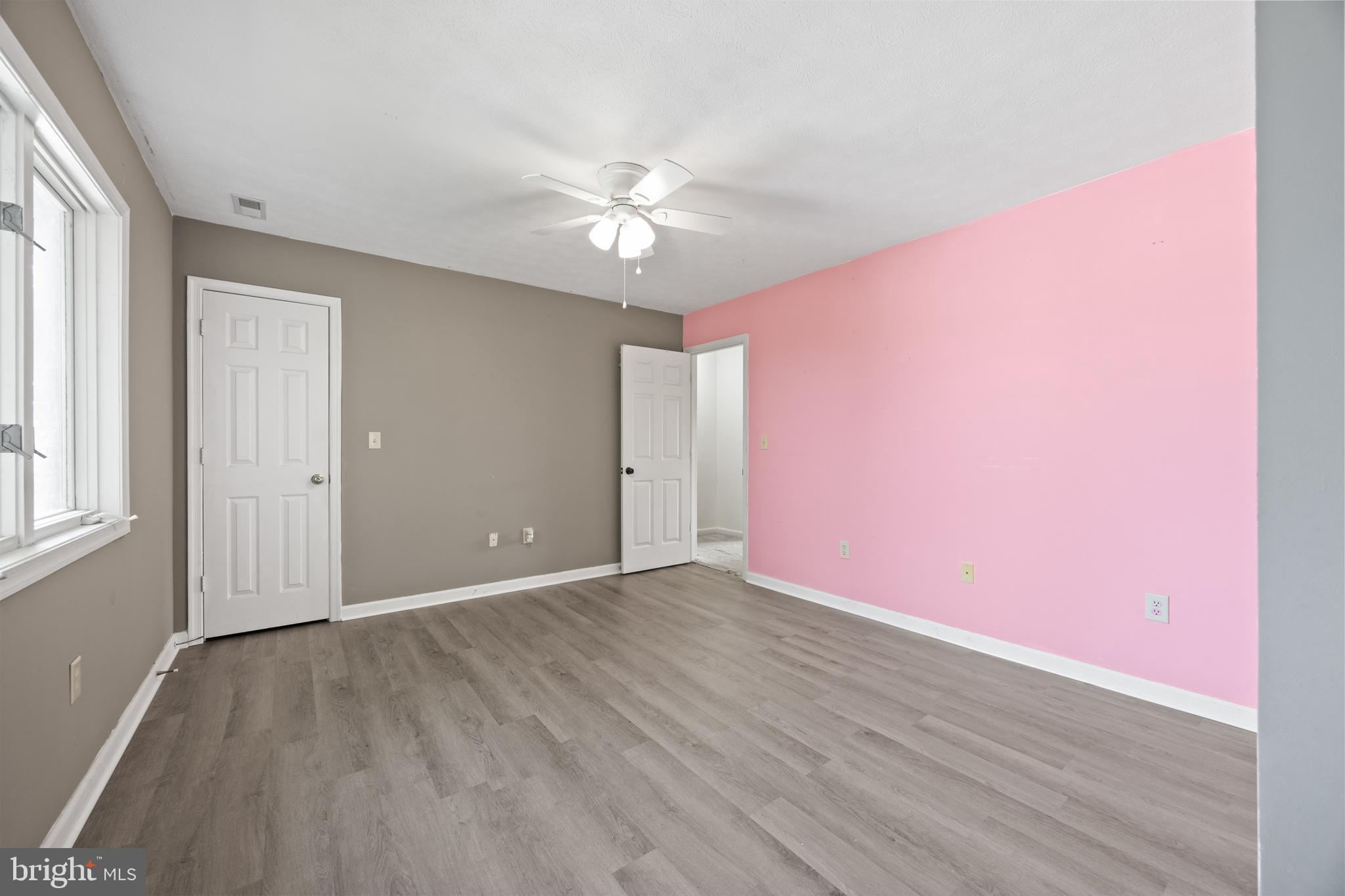 WALNUT RIDGE - Residential