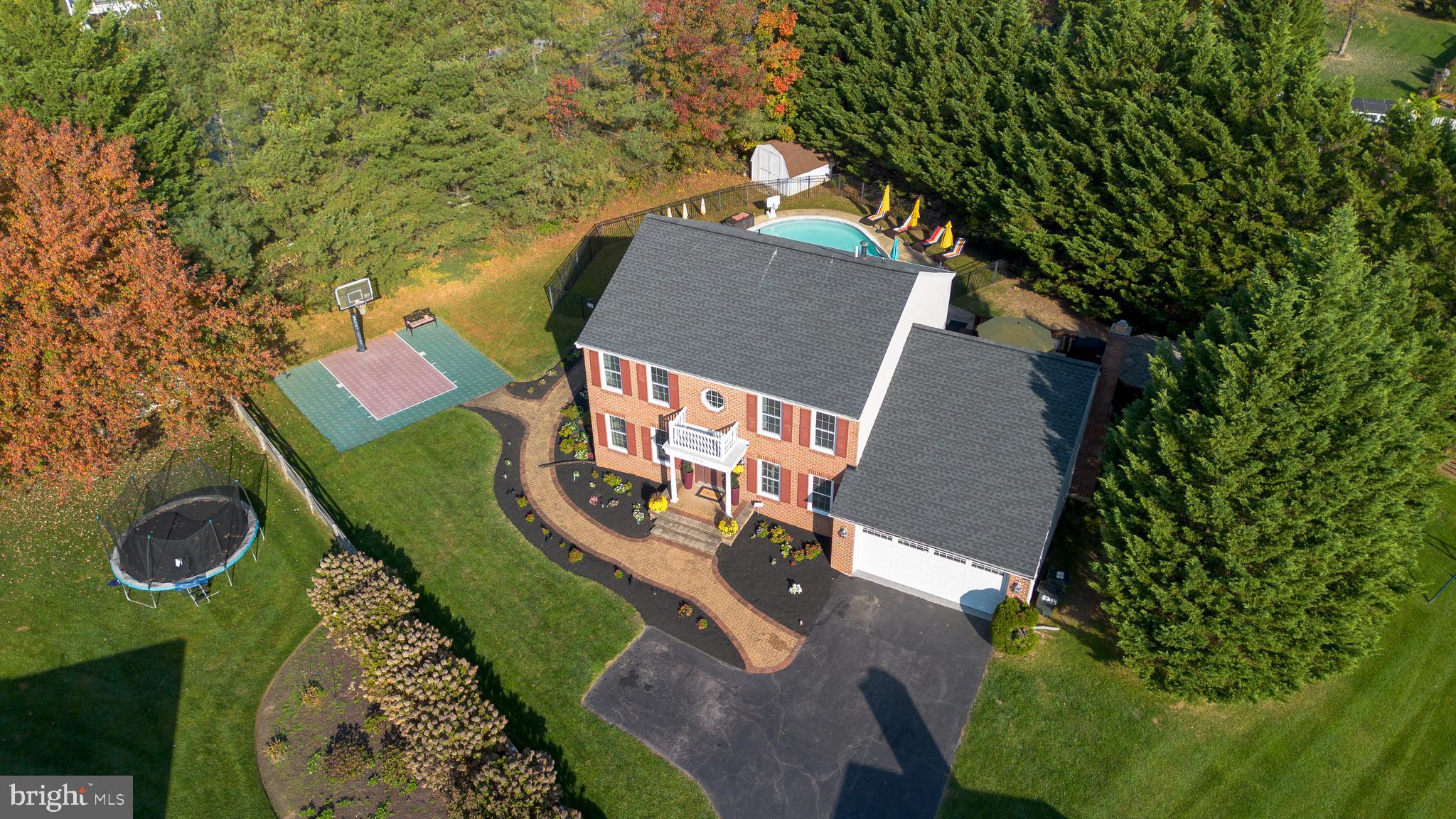 MONTGOMERY MEADOWS - Residential