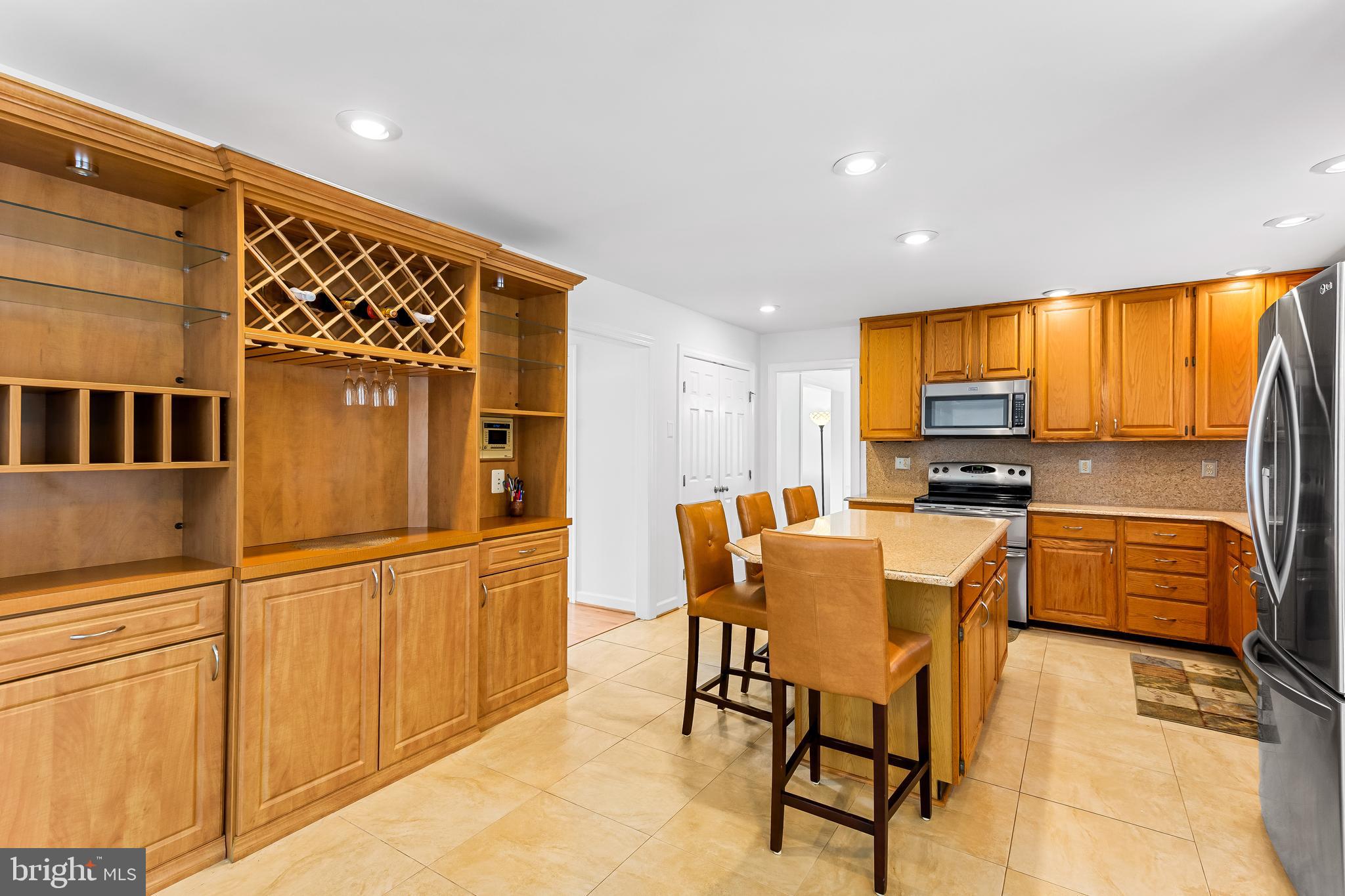 MONTGOMERY MEADOWS - Residential