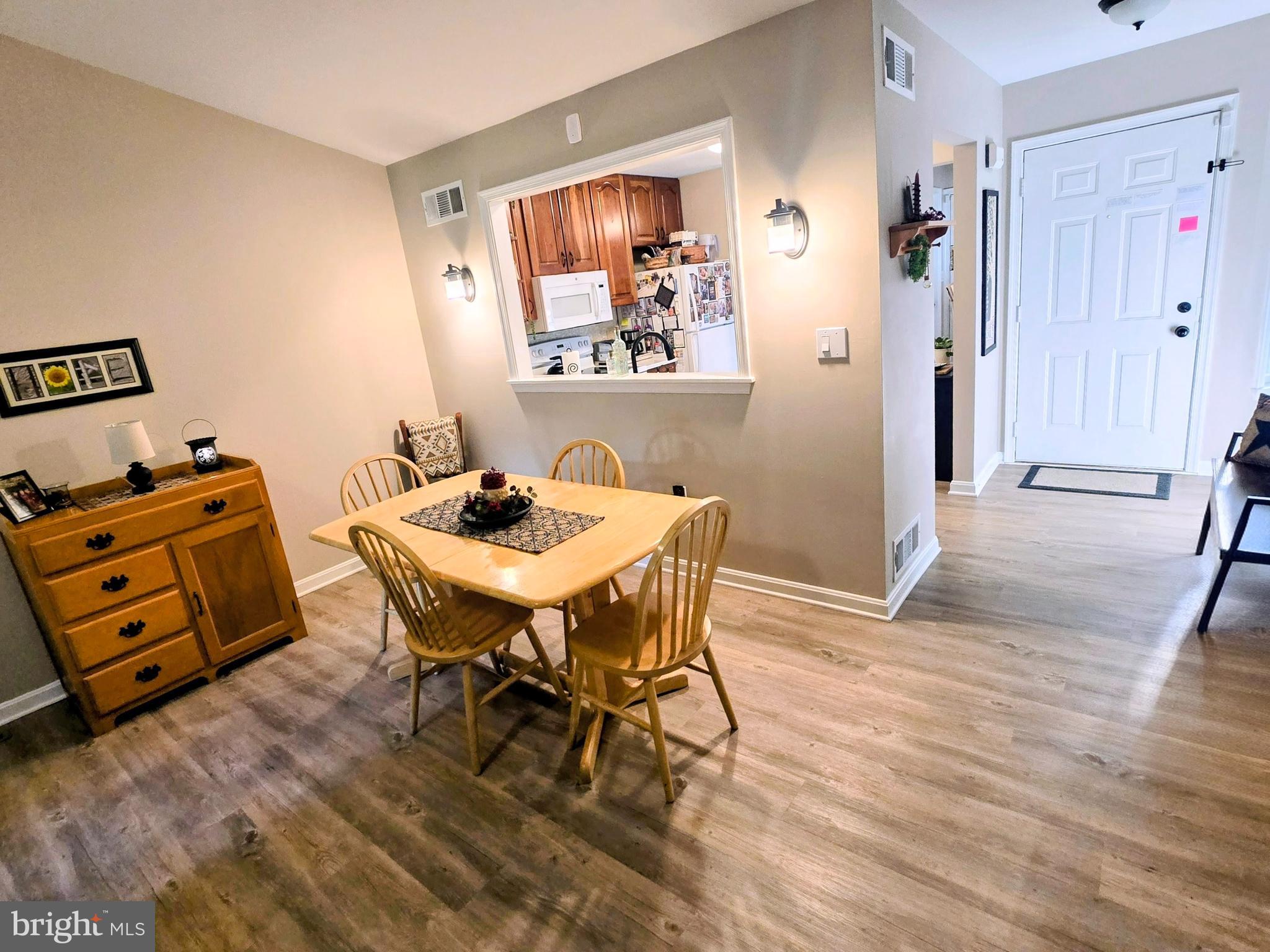 103 MOUNTAINSTONE DRIVE