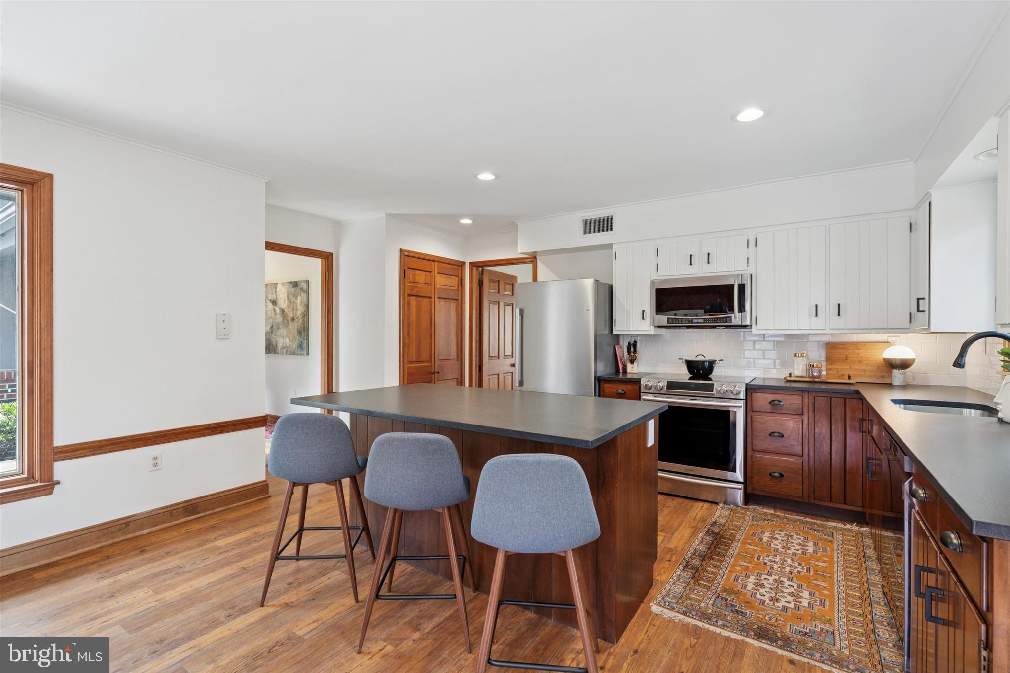 FOX HOLLOW - Residential