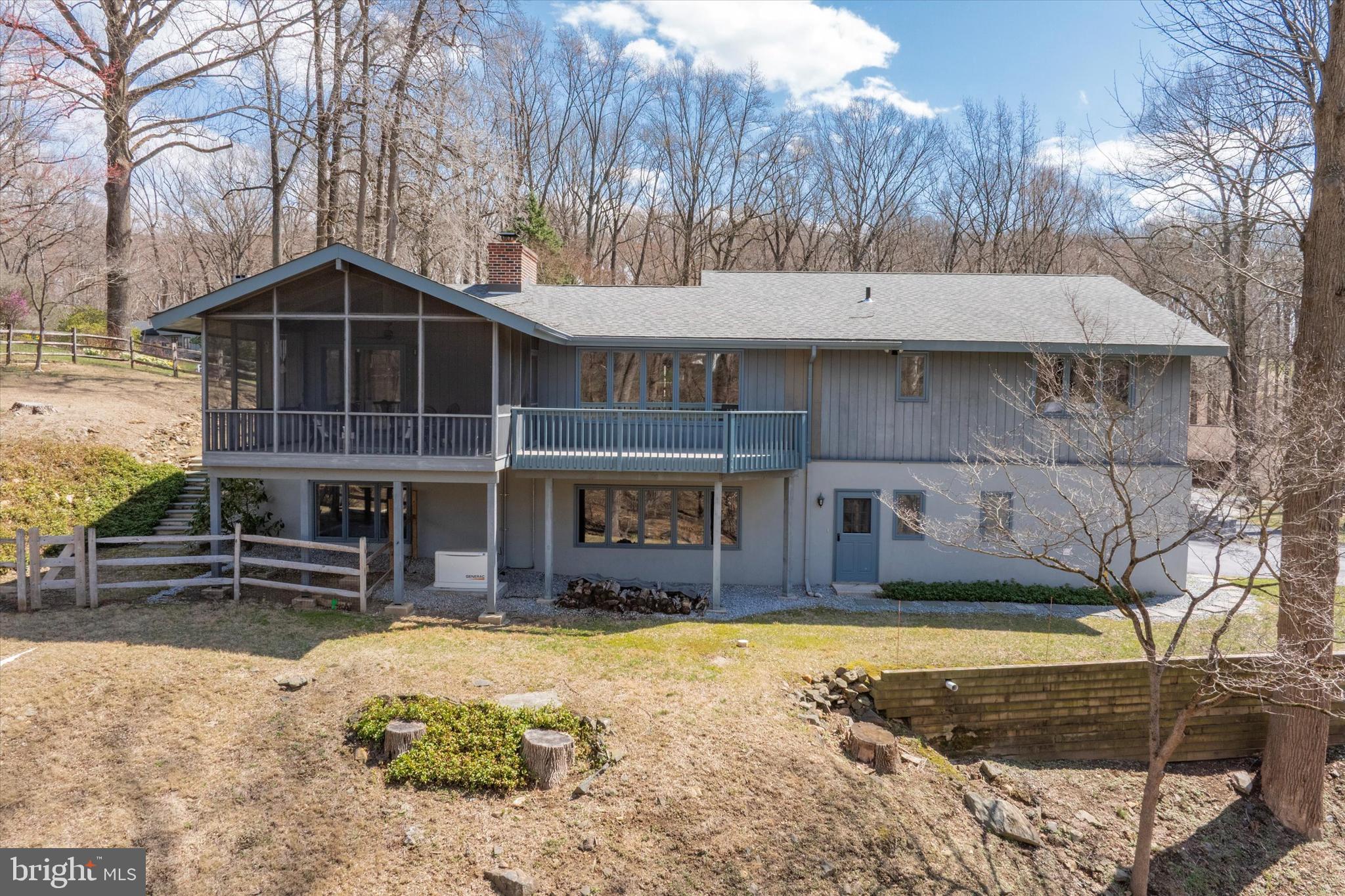 FOX HOLLOW - Residential