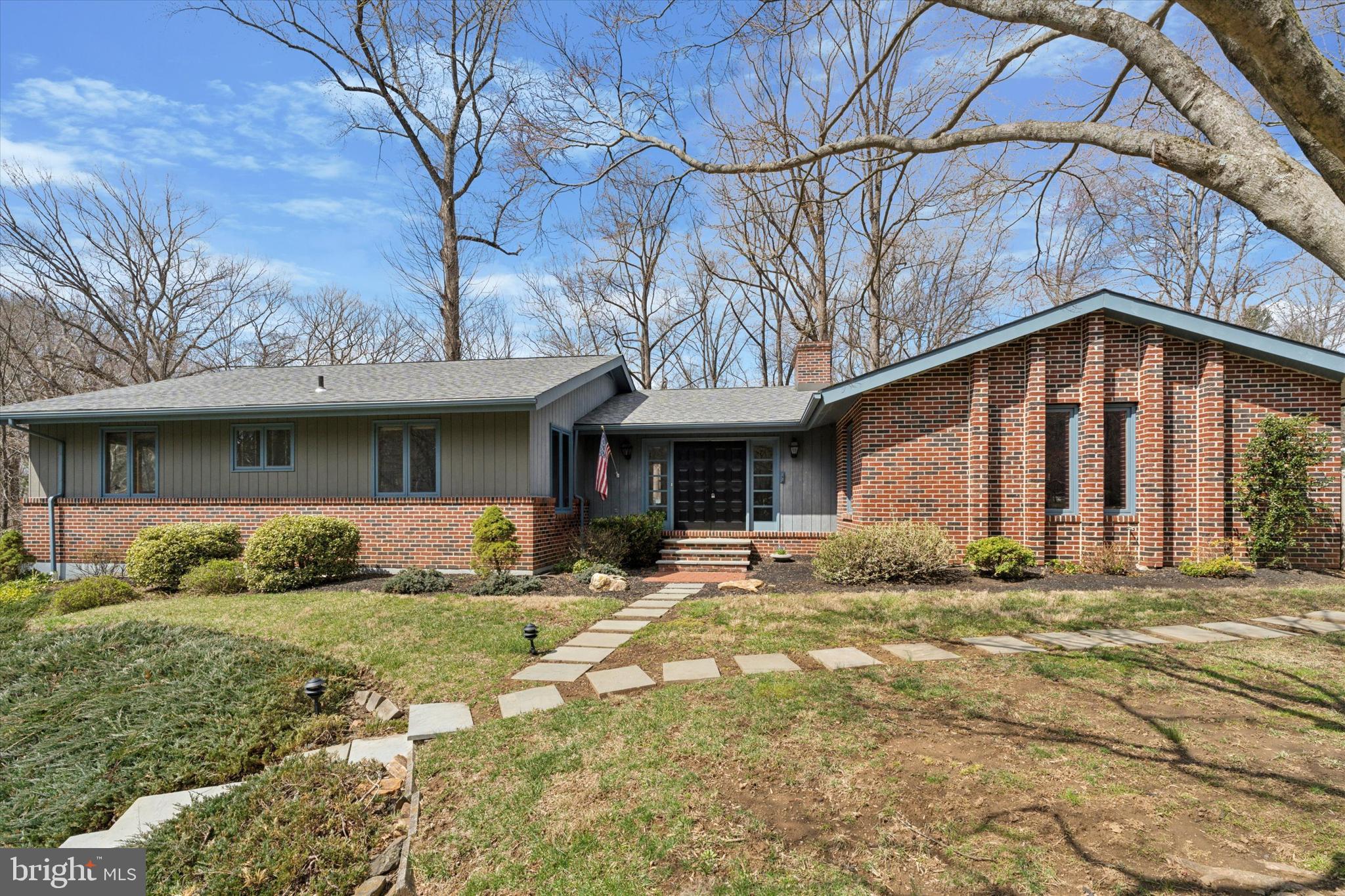 FOX HOLLOW - Residential