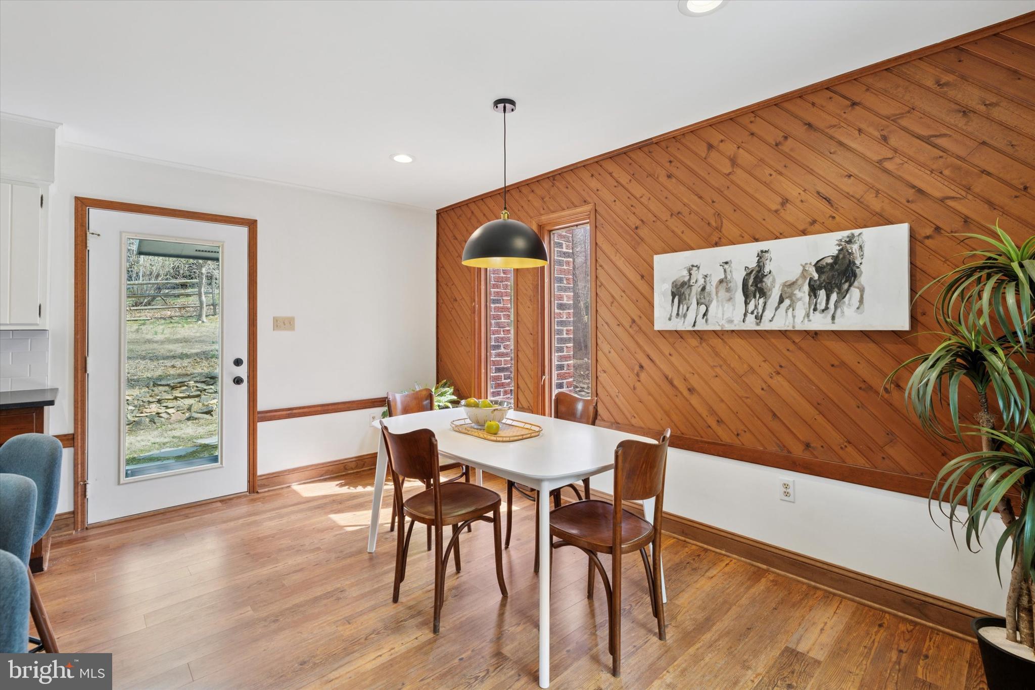 FOX HOLLOW - Residential