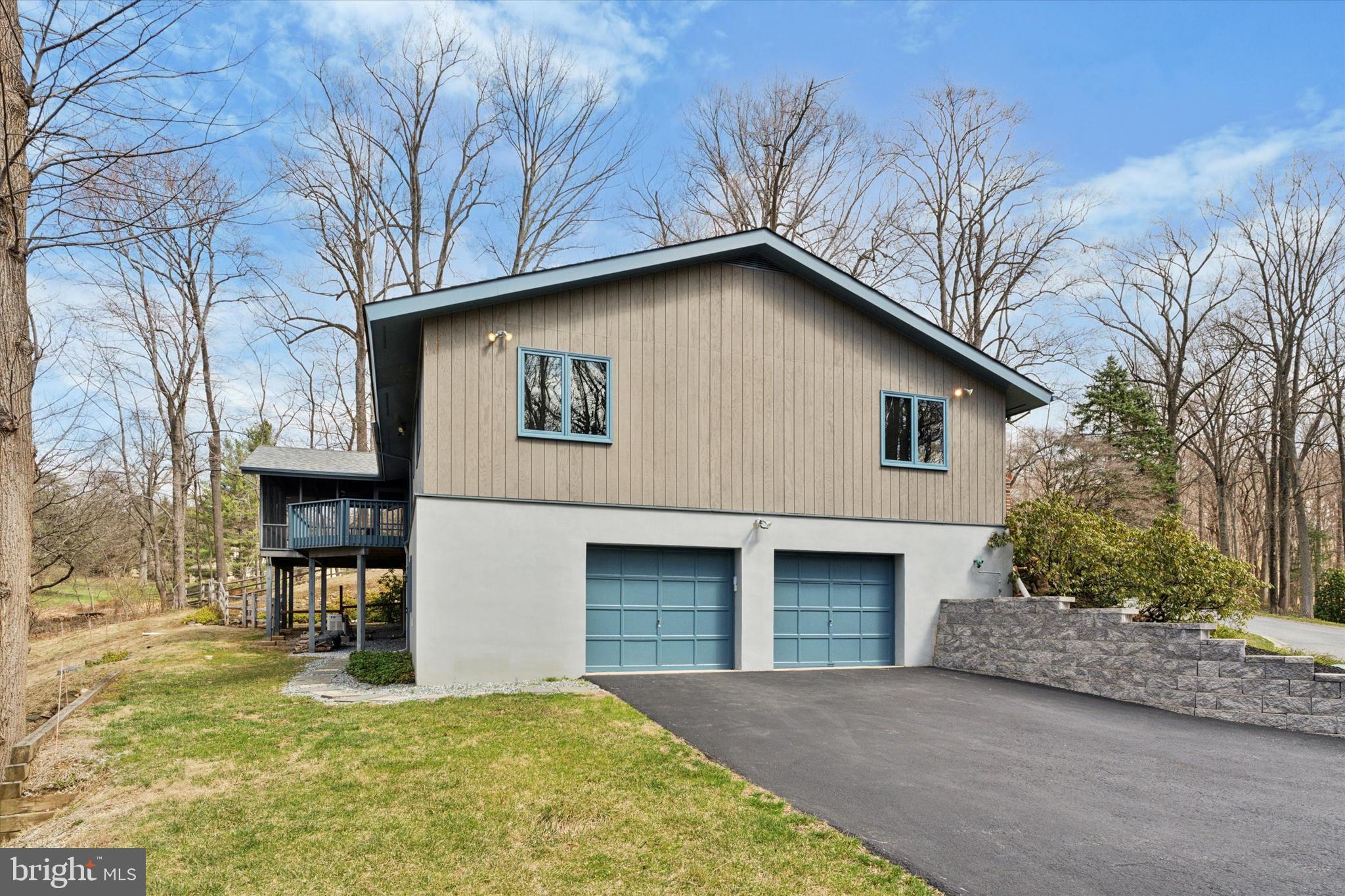 FOX HOLLOW - Residential