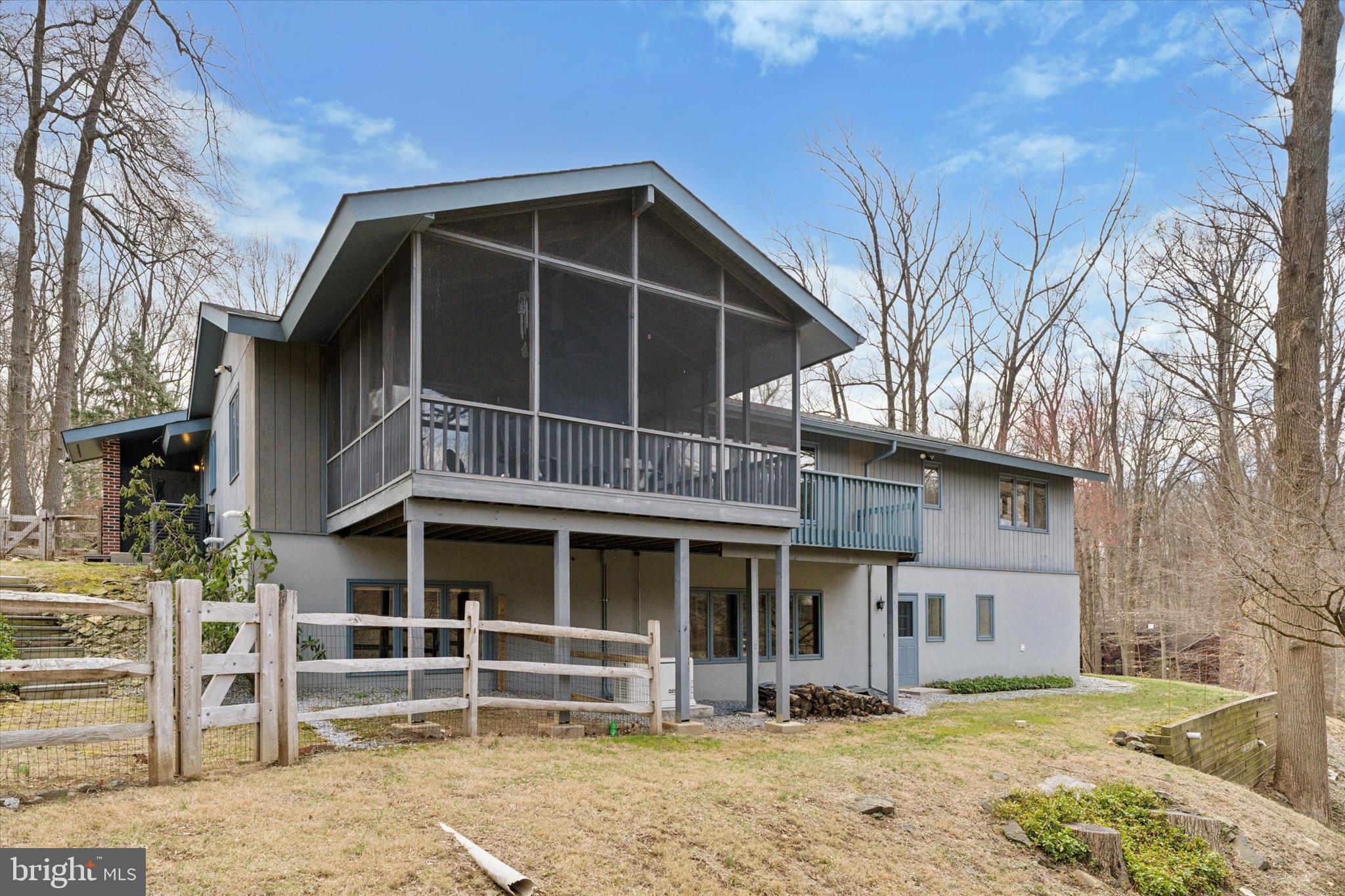 FOX HOLLOW - Residential