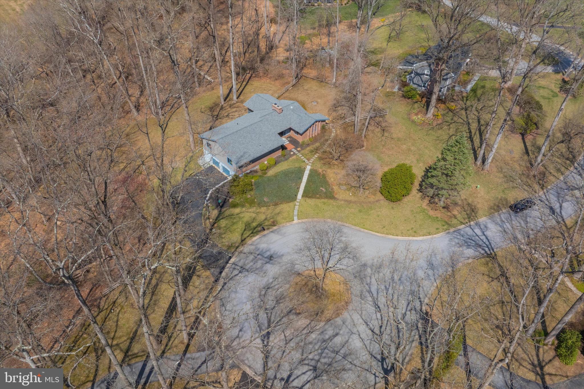 FOX HOLLOW - Residential