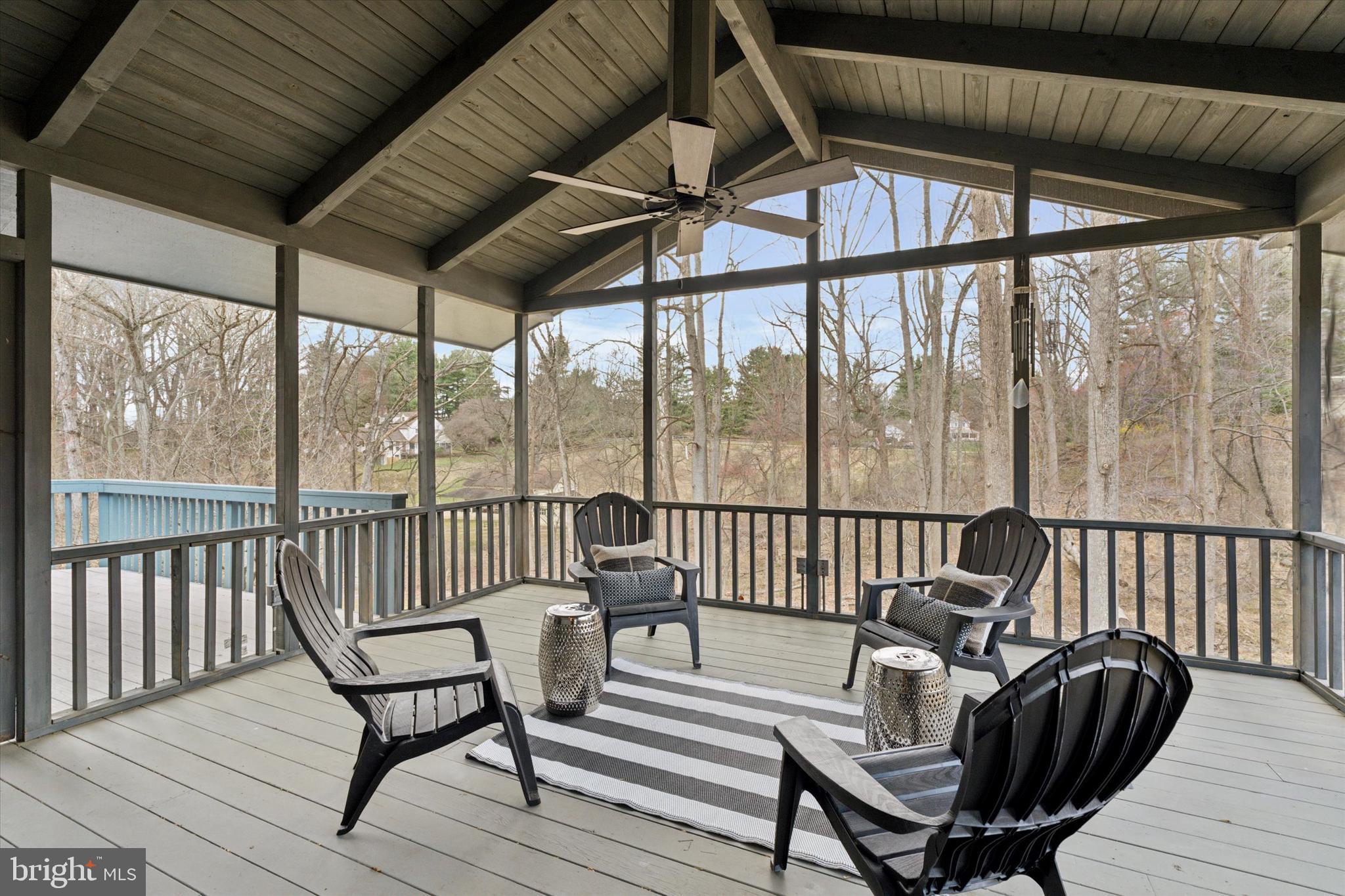 FOX HOLLOW - Residential