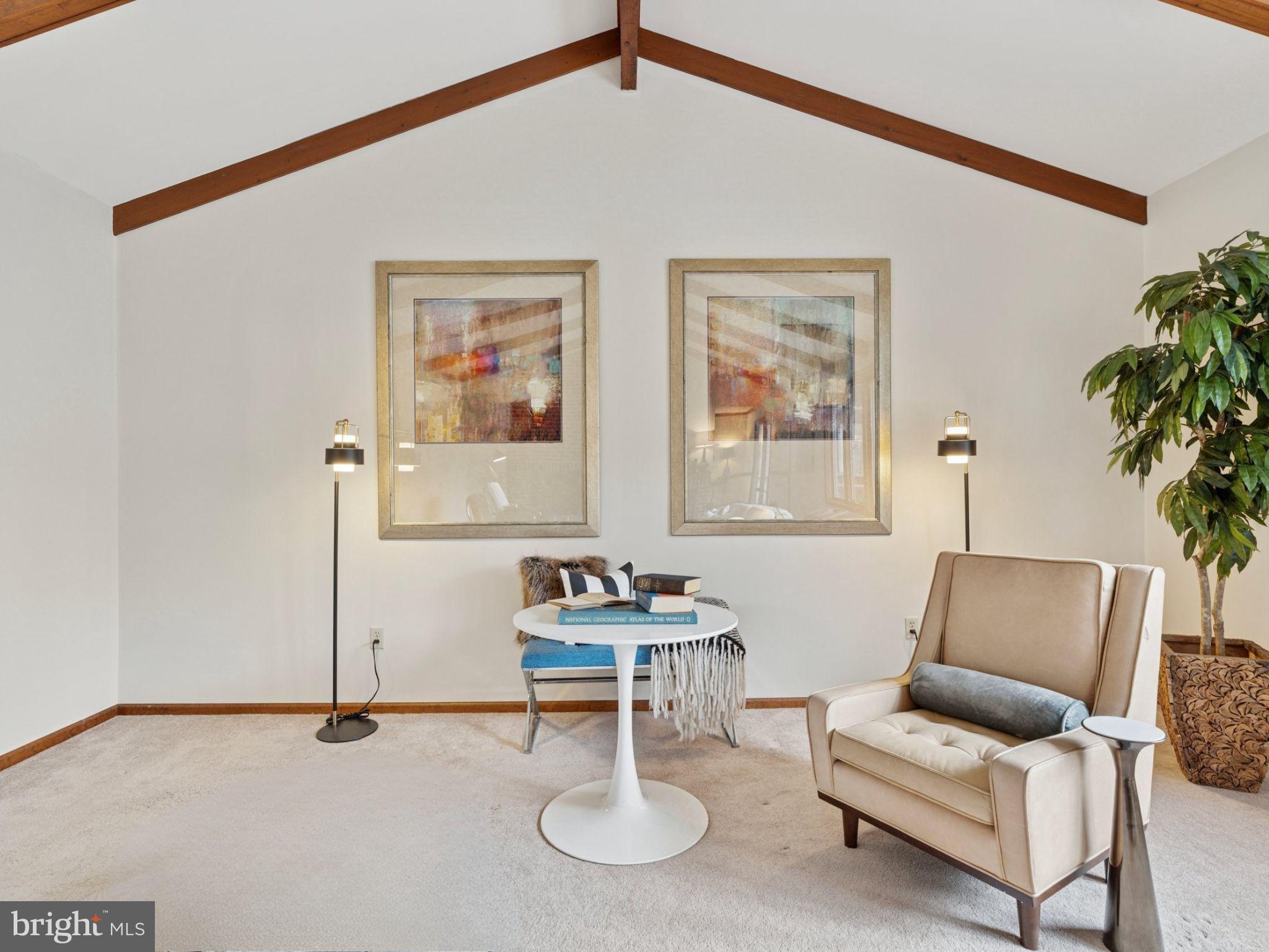 FOX HOLLOW - Residential