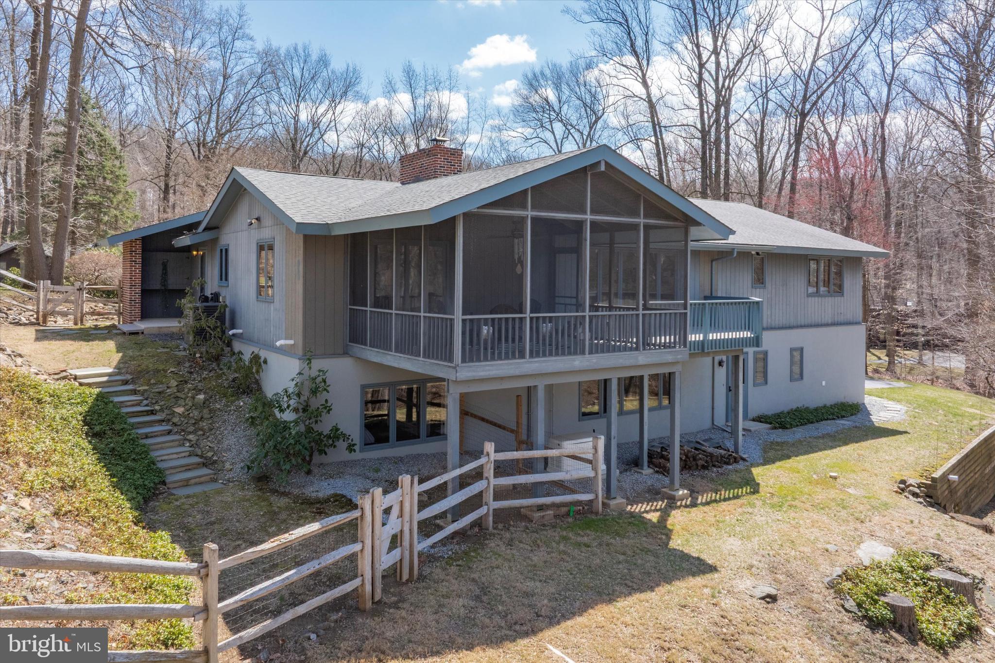 FOX HOLLOW - Residential