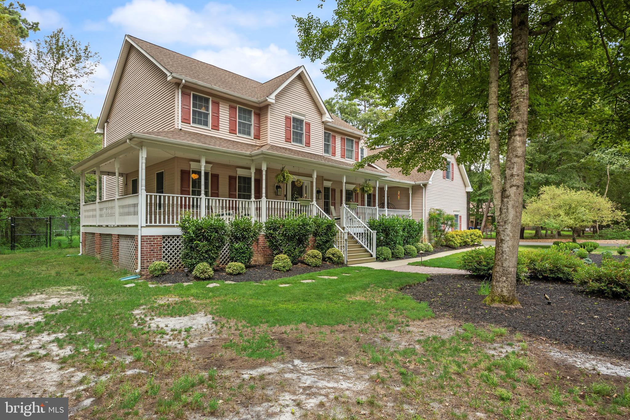 11 LARSEN PARK DRIVE