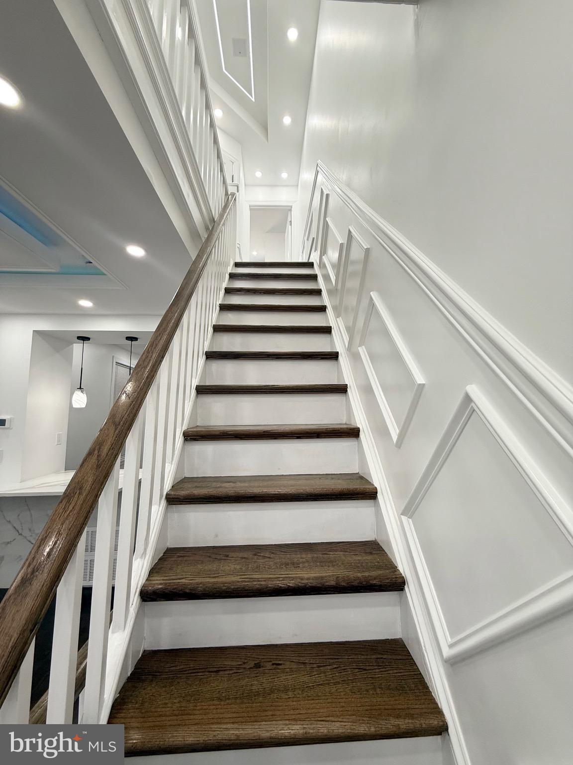 HARROWGATE - Residential