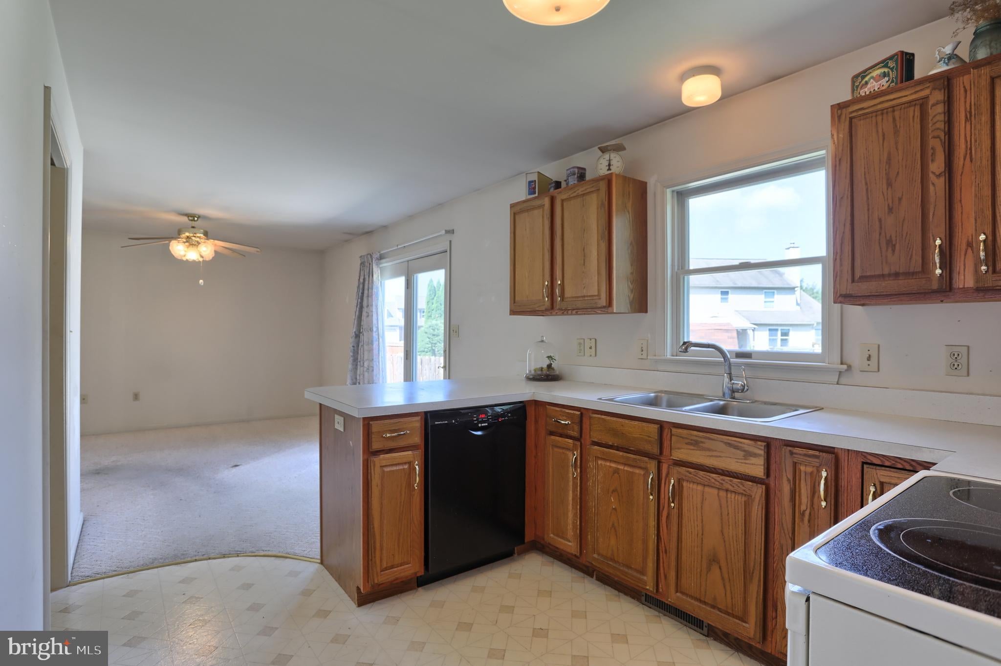 THISTLEDOWN - Residential