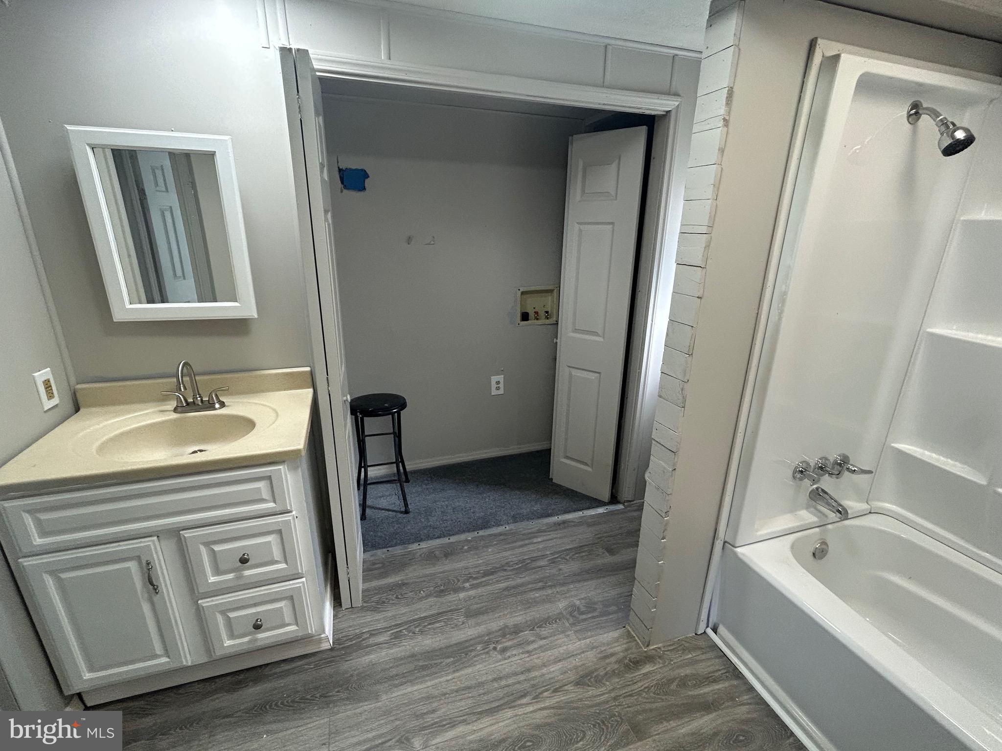 TOP RIDGE TR PK - Residential