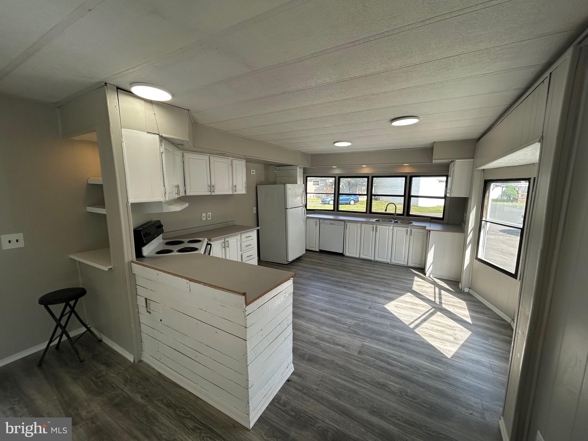 TOP RIDGE TR PK - Residential