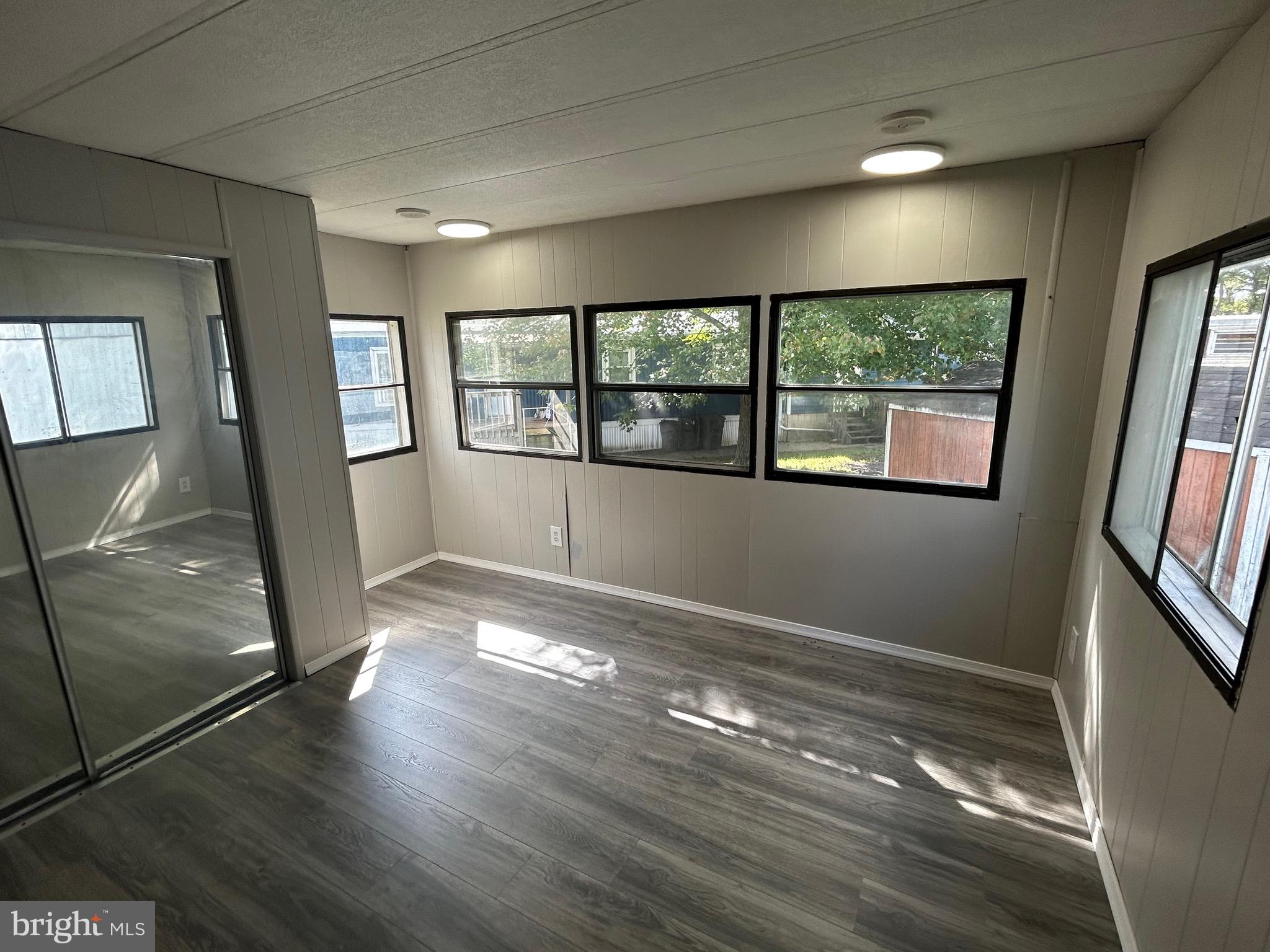 TOP RIDGE TR PK - Residential