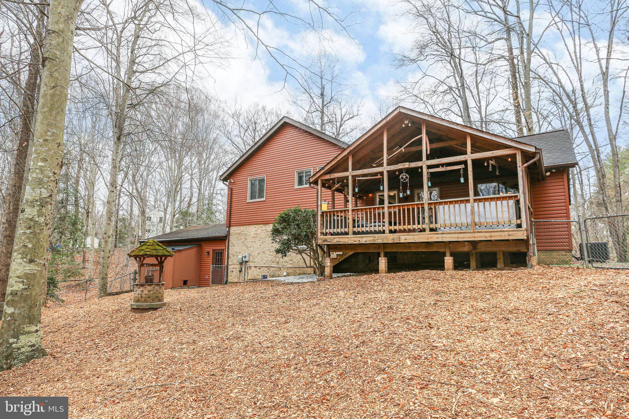 RIVERS EDGE - Residential